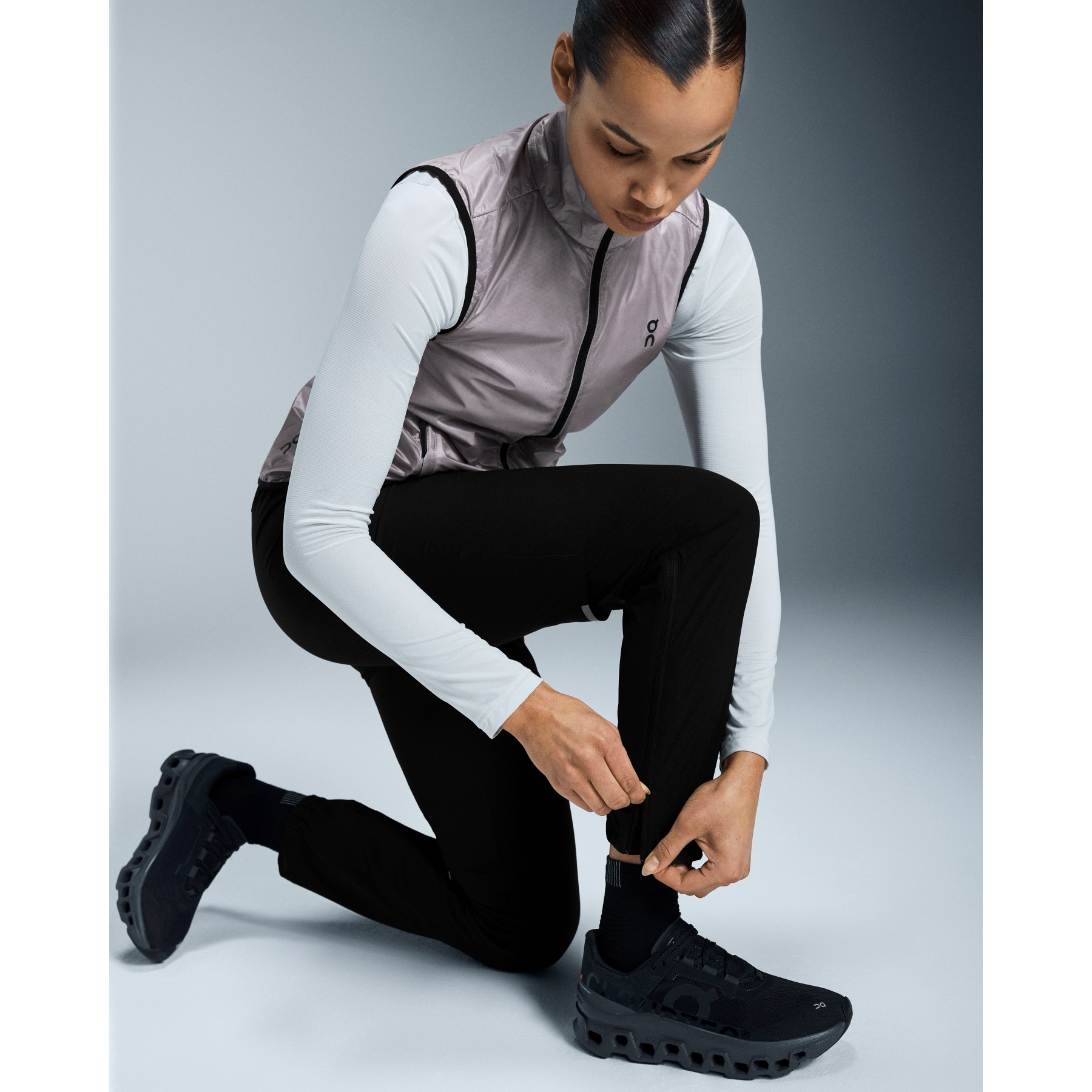 On Pantalones Running Mujer - Core Pants - Negro | BIKE24