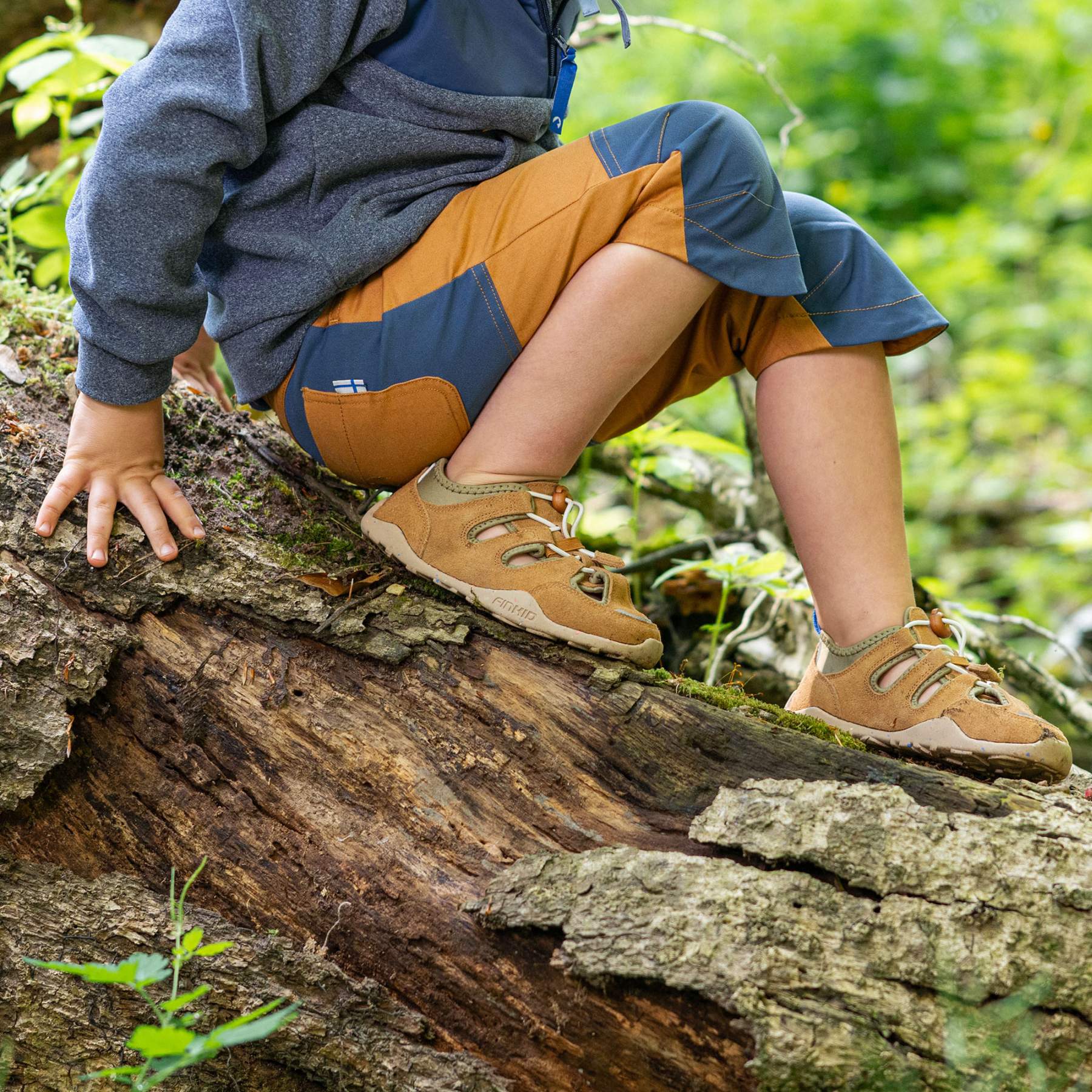 Finkid Sandali Barefoot Bambino SANKARI almond/vetiver