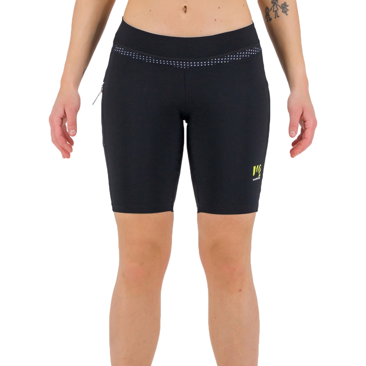 Photo produit de Karpos Short de Course Femme - Easygoing Bermuda - noir/blanc