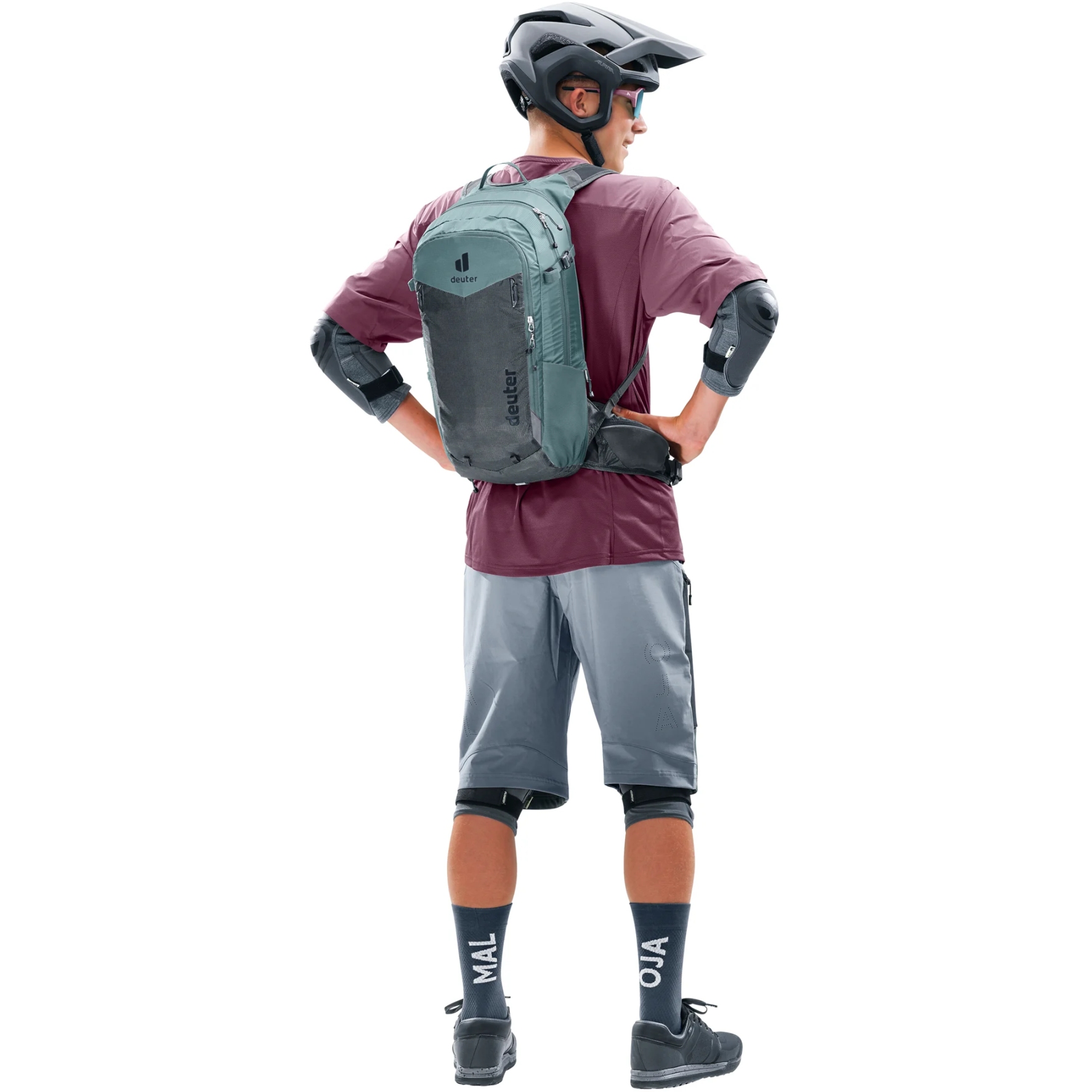 Deuter Compact 14+3 MTB Backpack - graphite-shale | BIKE24