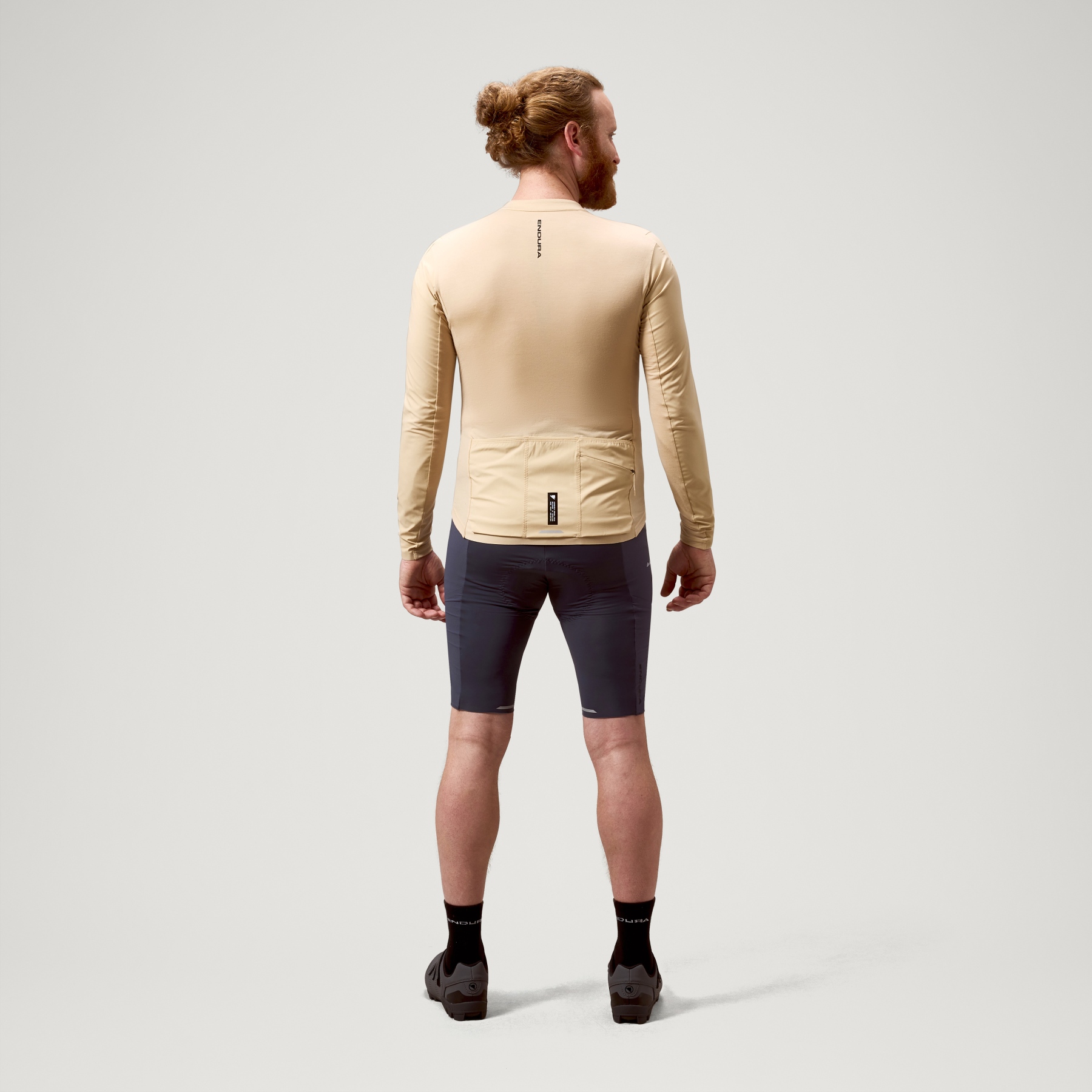 Endura AllTrack Ride Long Sleeve Jersey Men - sand | BIKE24