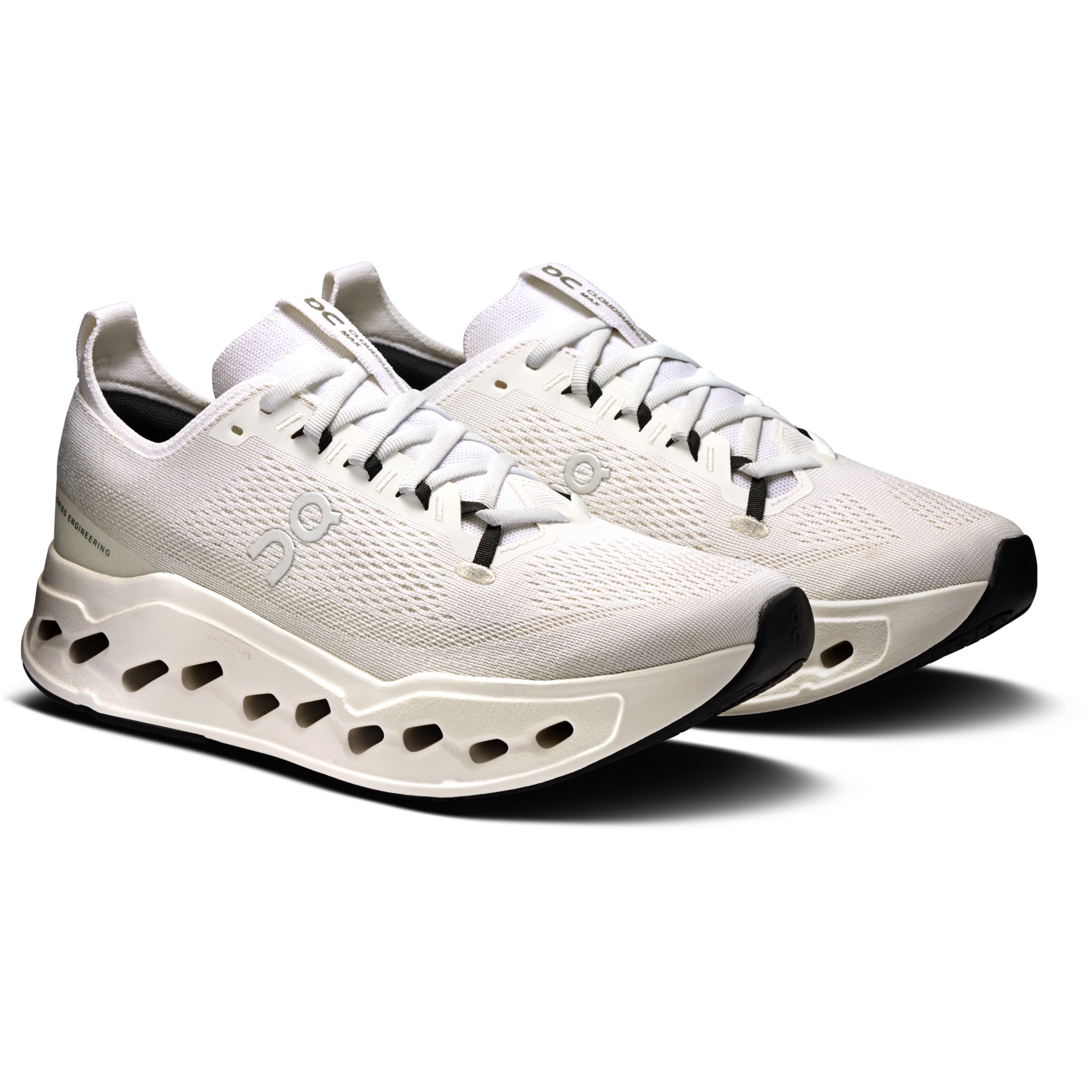 Productfoto van On Cloudsurfer Max Hardloopschoenen Heren - Wit | Wit