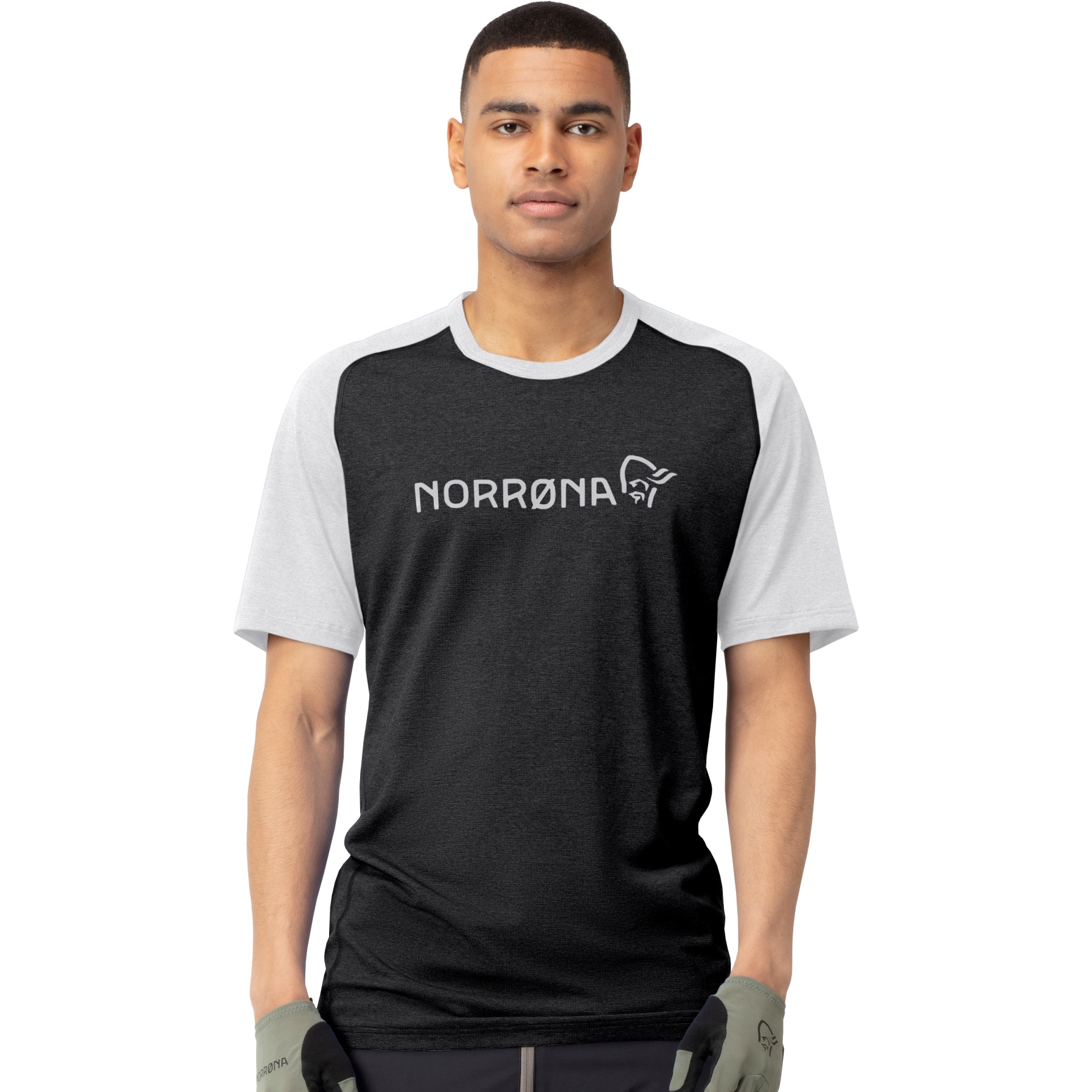Produktbild von Norrona fjørå equaliser lightweight T-Shirt Herren - Caviar/Light Grey