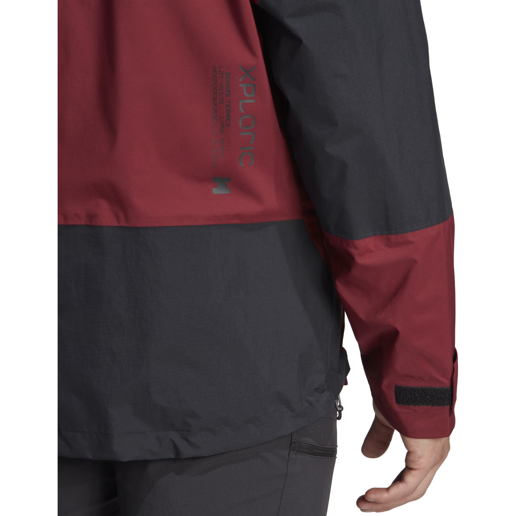 ラスト１点<新品>TERREX Xploric RAIN.RDY ジャケット ラスト1点<新品>TERREX Xploric RAIN.RDY ジャケット