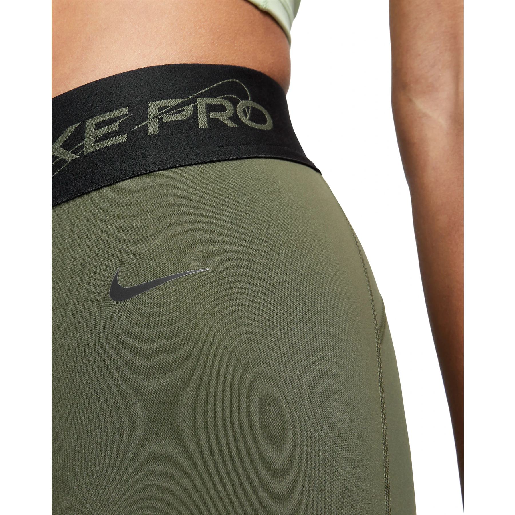 Nike, Pro 7/8 Leggings - Black/Metallic Silver