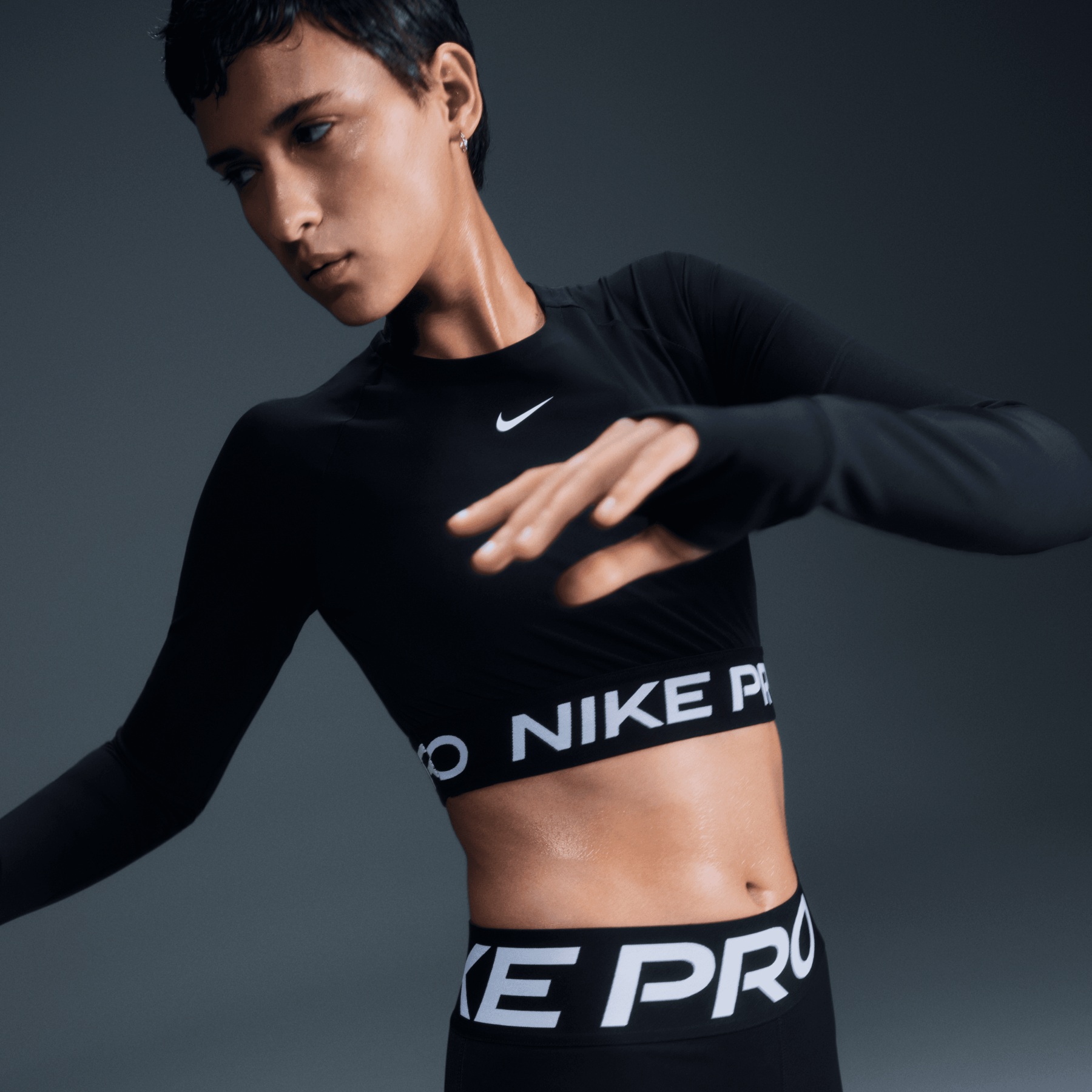 Nike Pro Dri-FIT Crop Long Sleeve Women - seaweed/white FV5484-390