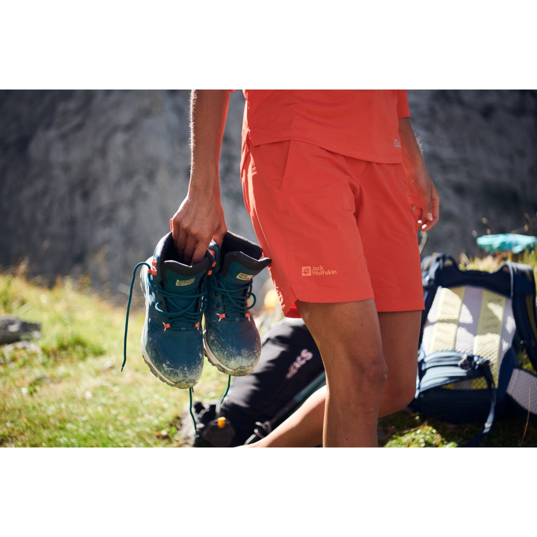Jack Wolfskin Hilltop Trail Damen Shorts - picnic green | BIKE24