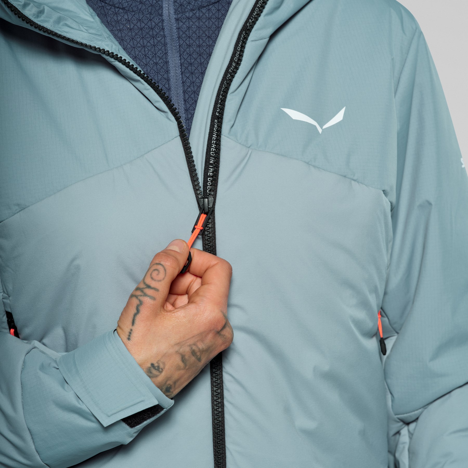 Chaqueta con capucha Salewa Ortles Medium 3 Down mujer