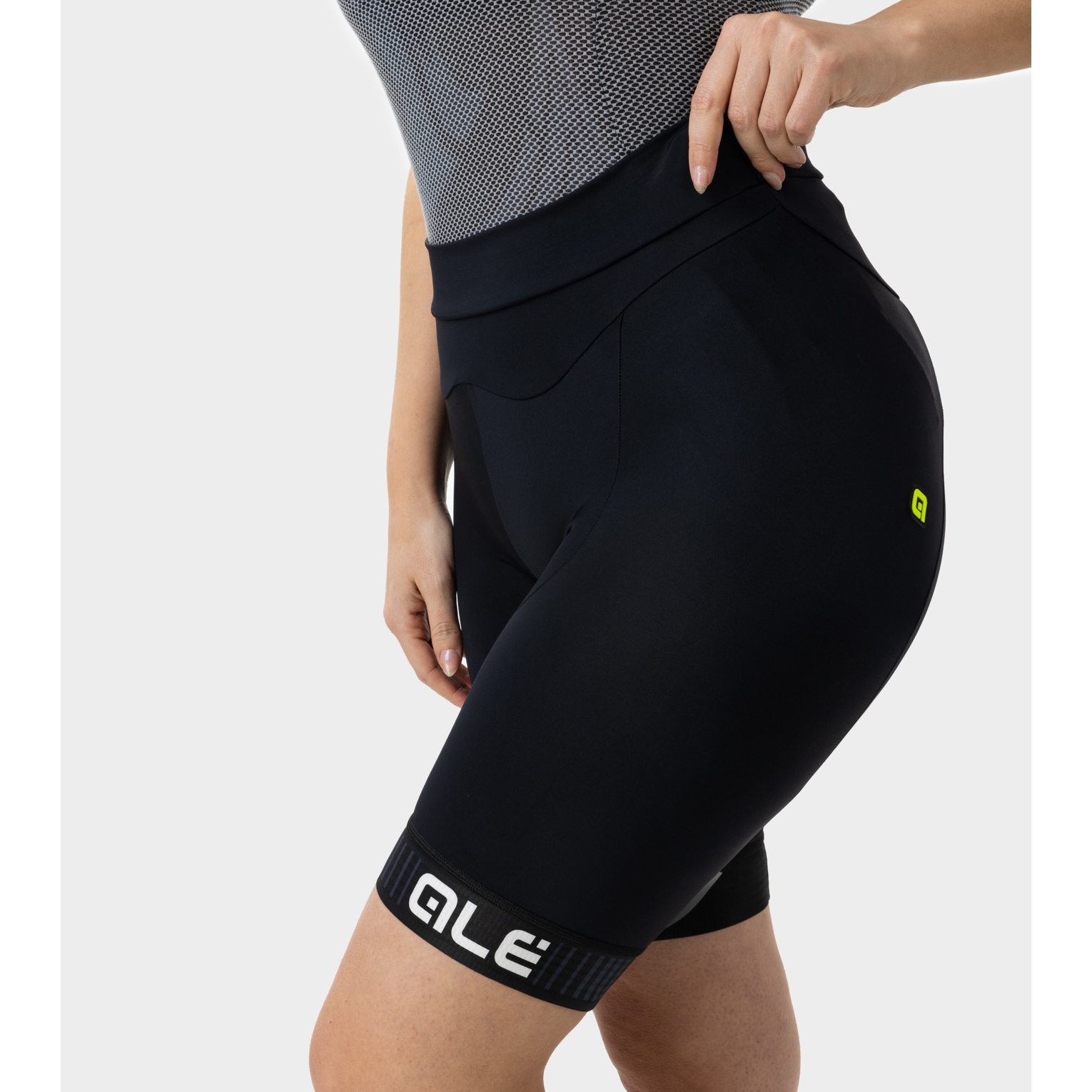 Alé PRAGMA Traguardo Shorts Women - black/white | BIKE24