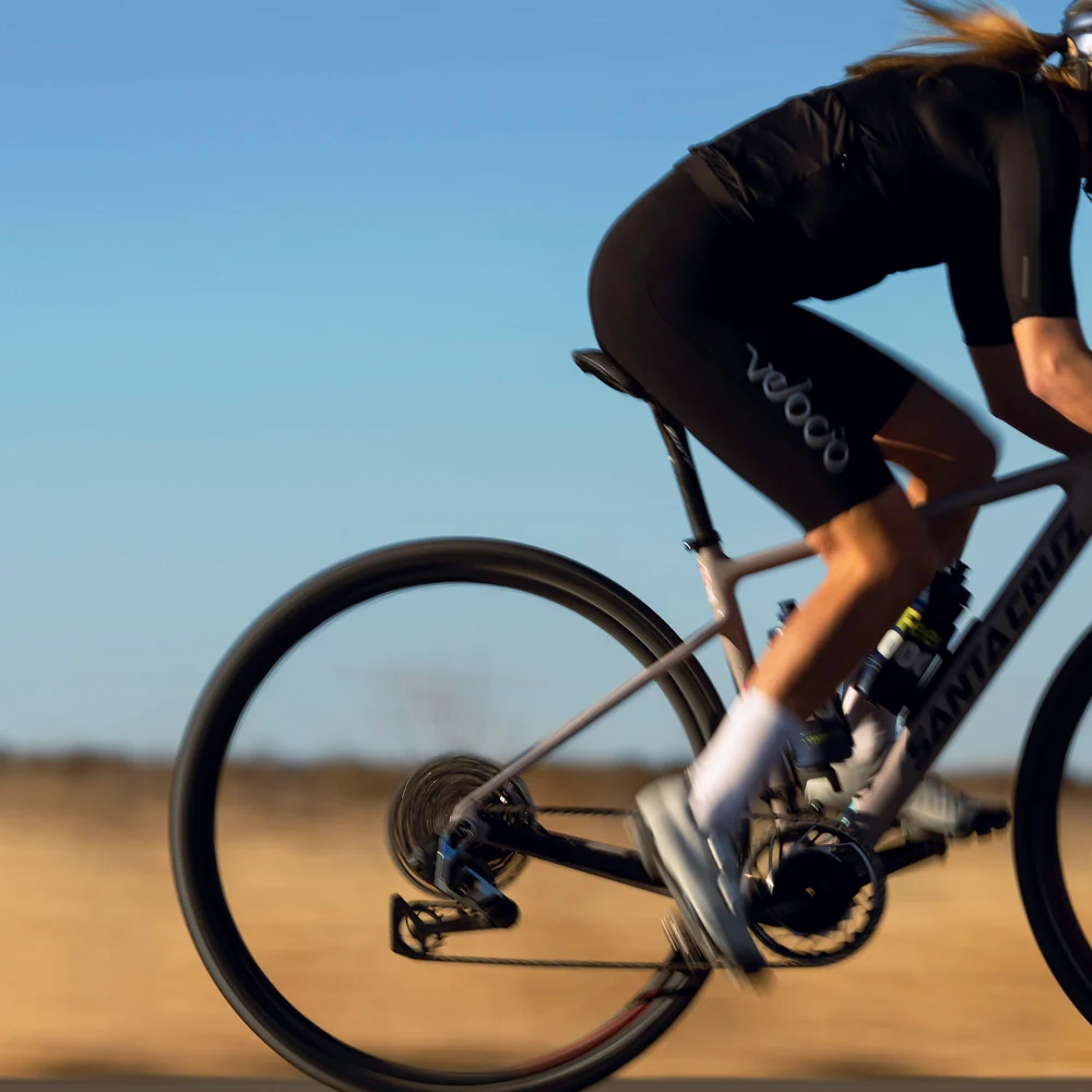 Velocio Culotte Corto con Tirantes Ciclismo Mujer Concept