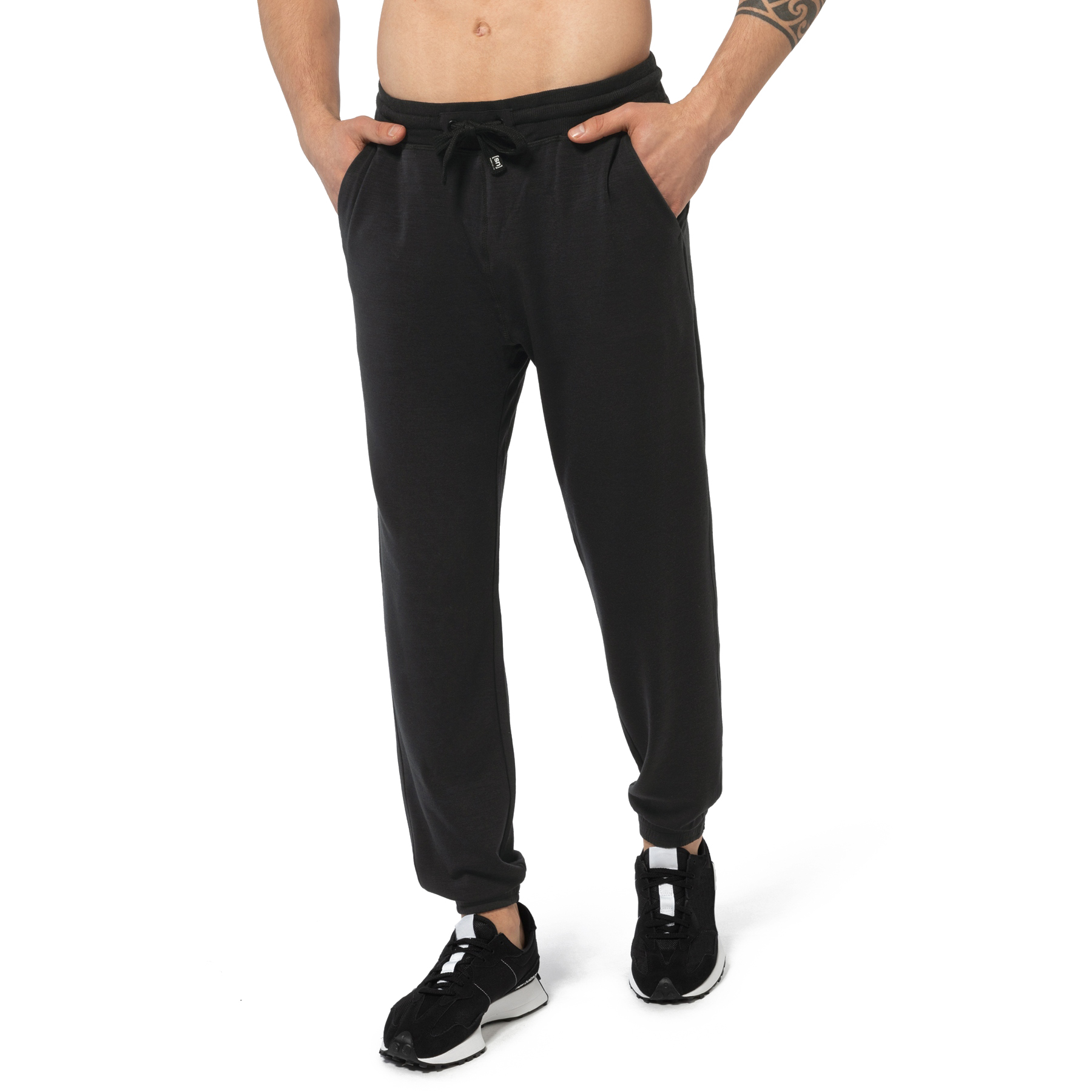 Produktbild von SUPER.NATURAL Solution Hose Herren - Jet Black