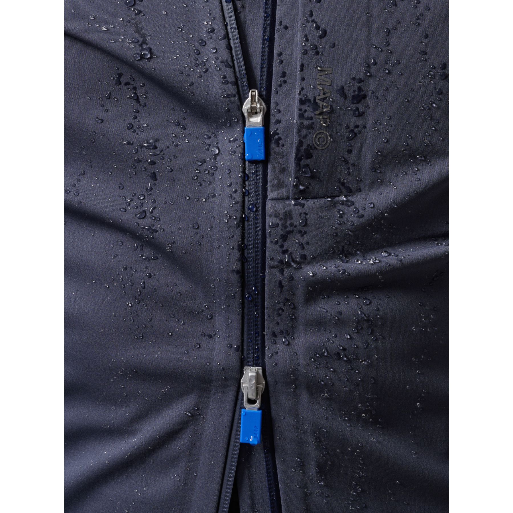 MAAP Apex Deep Winter Jacket 2.0 Men - odyssey | BIKE24 MAAP Apex Deep Winter Jacket 2.0 Men - odyssey | BIKE24
