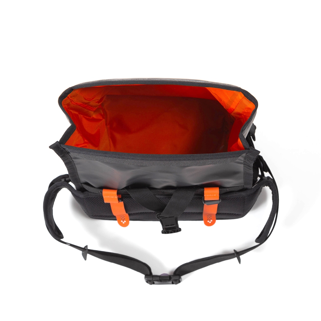 Restrap Utility Hip Pack 6L - black | BIKE24