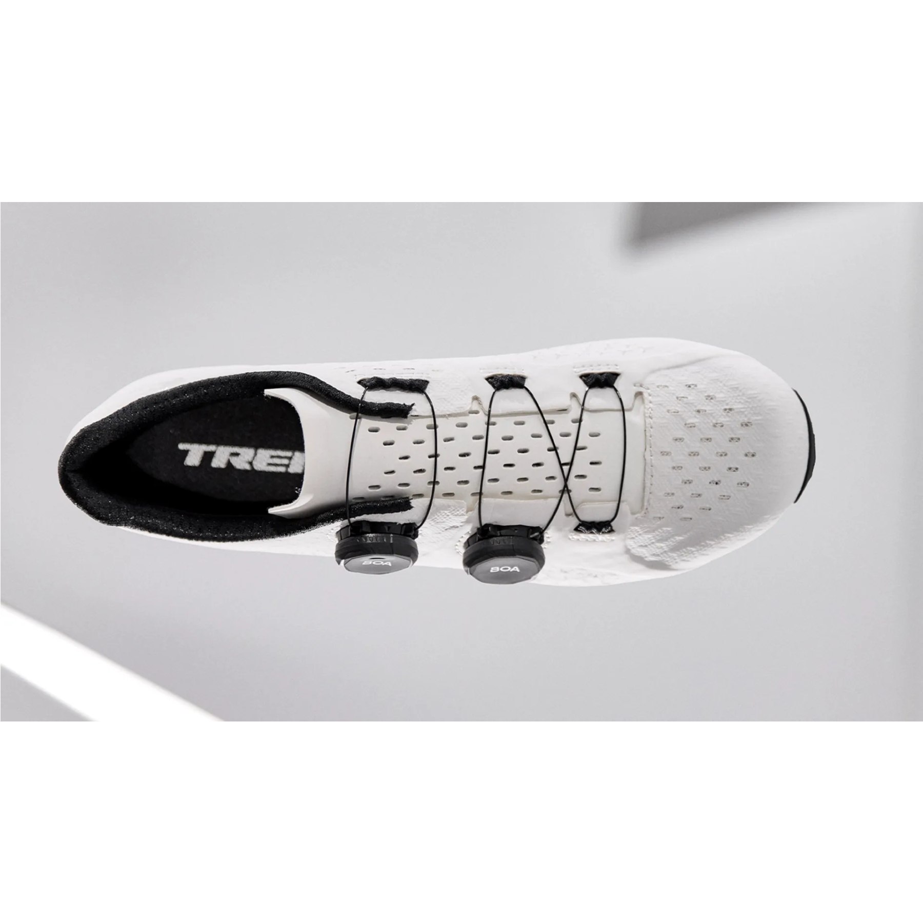 Trek Velocis Road Bike Shoes - White | BIKE24