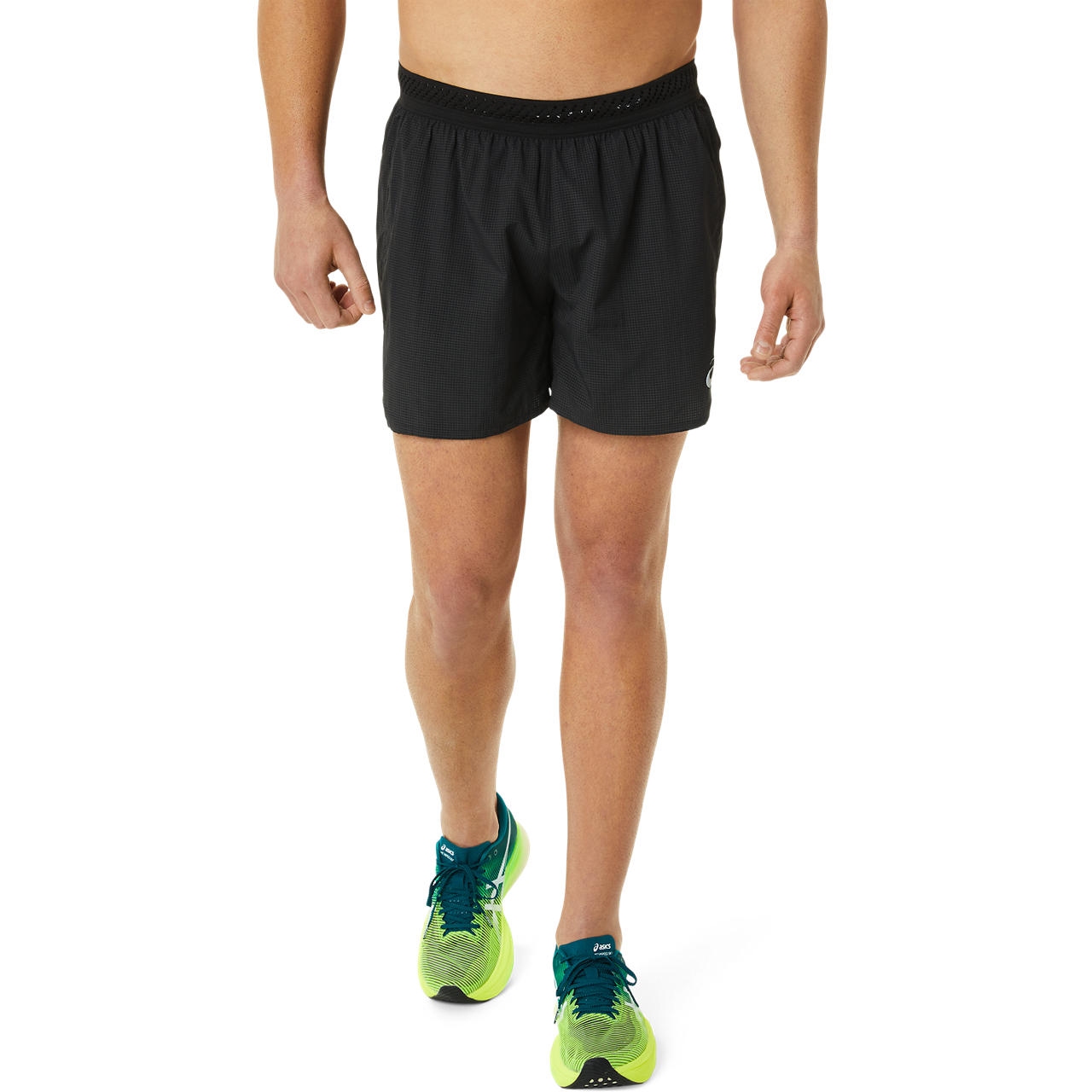Image of asics Ventilate 5 Inch Shorts - performance black