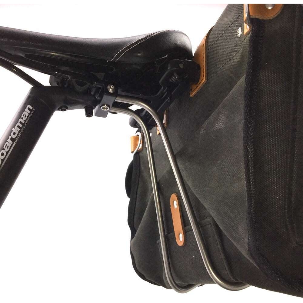 アクセサリー CARRADICE bagman M size Carradice Bagman Sport Saddlebag Support Rack - silver | BIKE24