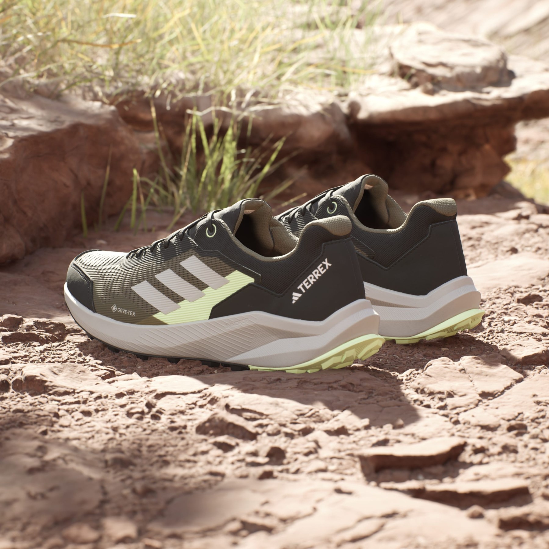 adidas TERREX Trailrider GORE TEX Trailrunning Schuhe Herren olive strata wonder silver green spark IF0388