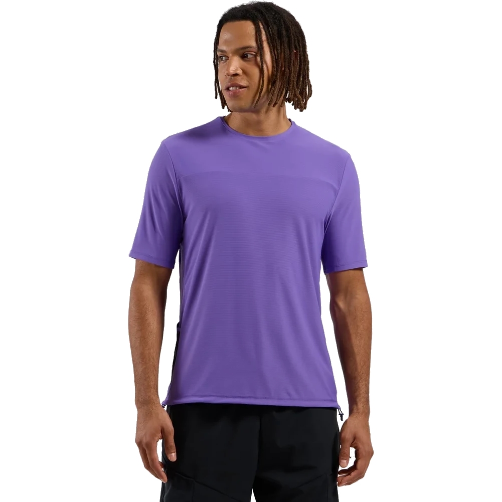 Productfoto van Odlo Explorer Chill-Tec Cargo T-Shirt Heren - afterparty