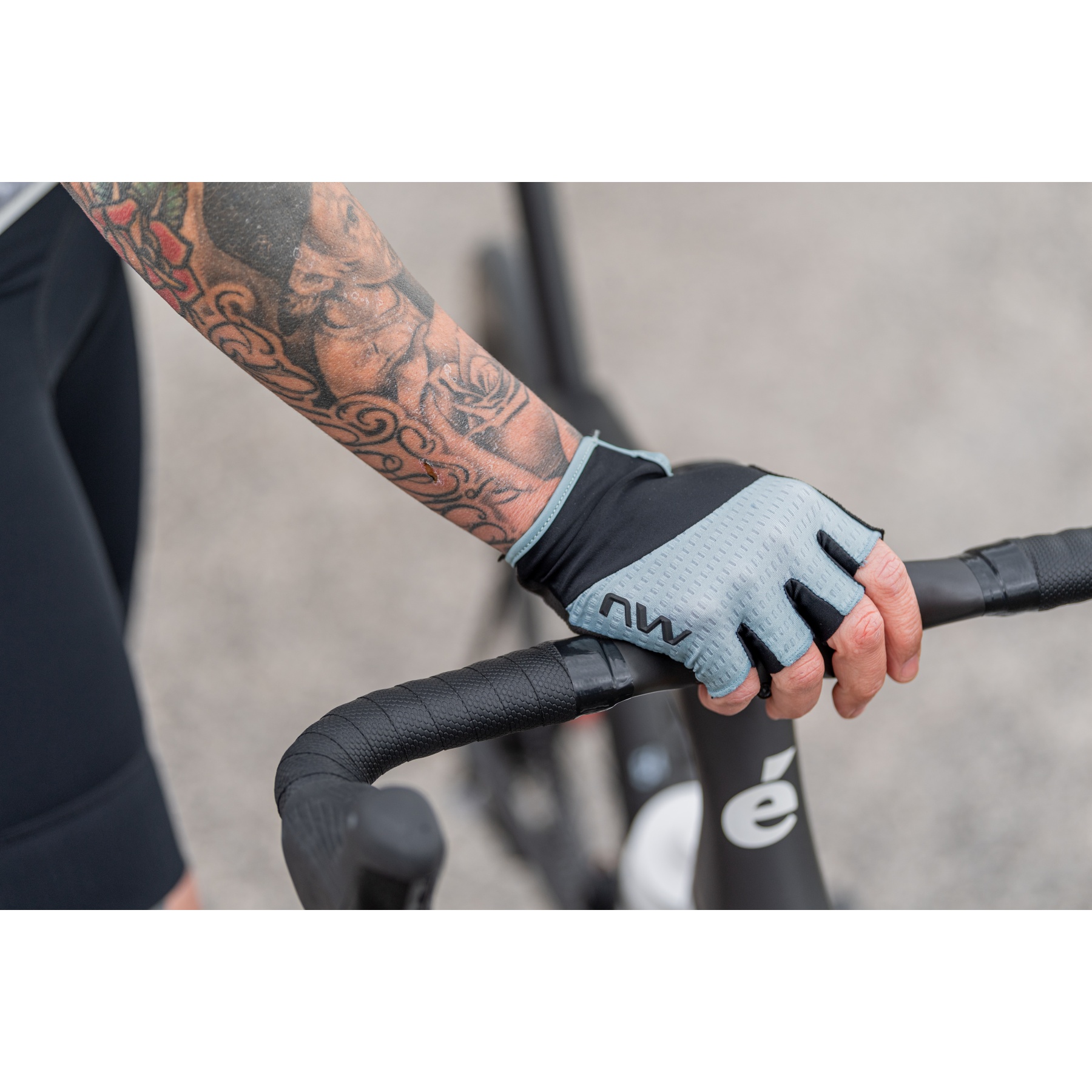 bester pannenschutz mtb reifen Schwalbe Rapid Rob Fahrradreifen – 26/27.5/29 Zoll – XC-Profil, K-Guard – Hinterradreifen Mountainbike – Schwalbe MTB Sport & Freizeit Farbe:Pink 