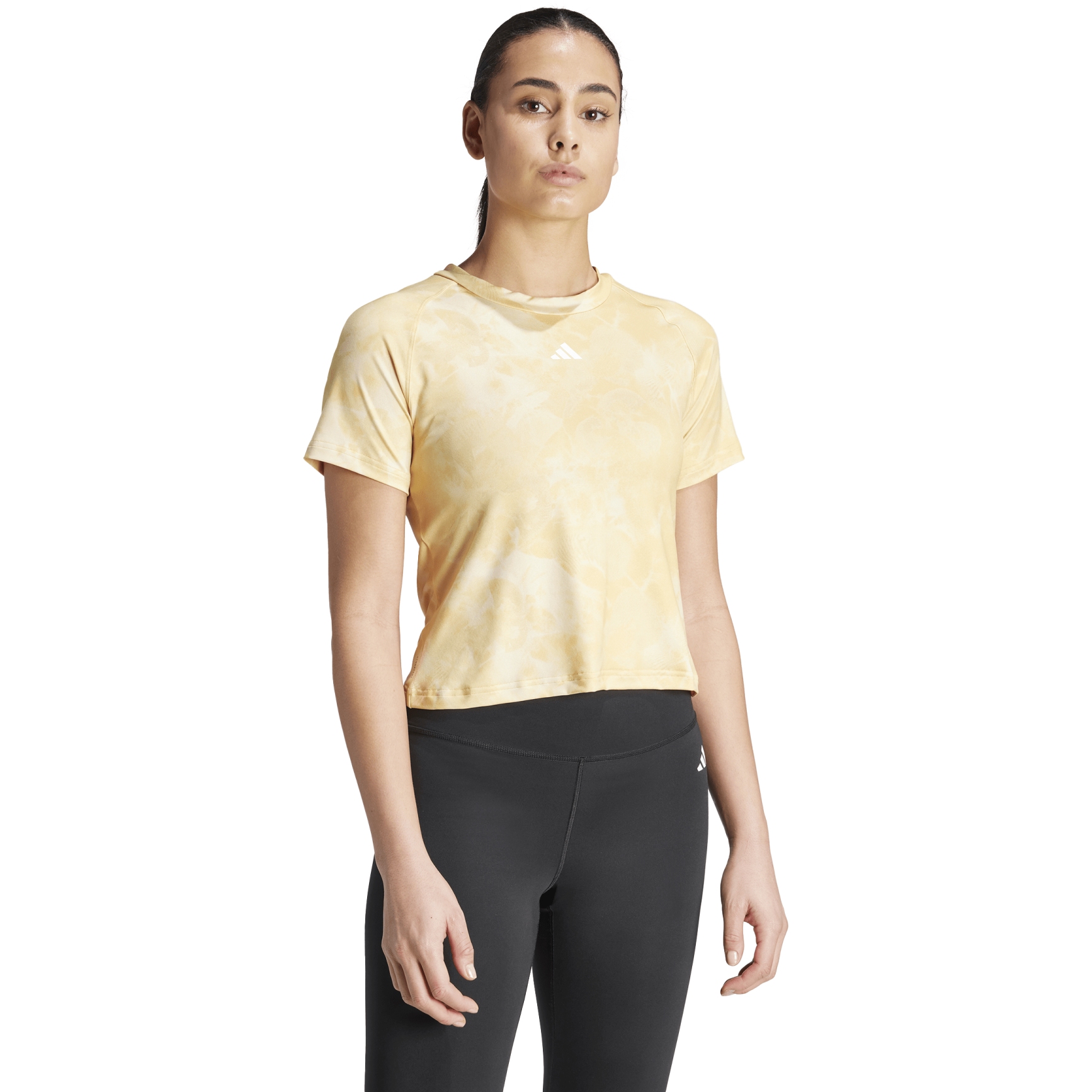 Produktbild von adidas Train Essentials Flower Kurzarmshirt Damen - crystal sand/semi spark IS2181