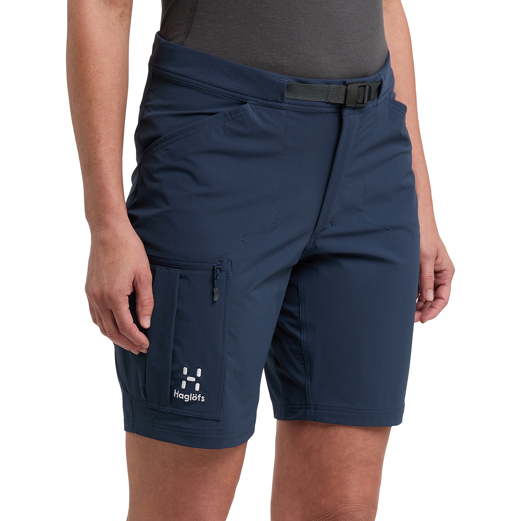 Produktbild von Haglöfs Lizard Softshell Shorts Damen - tarn blue 3N5