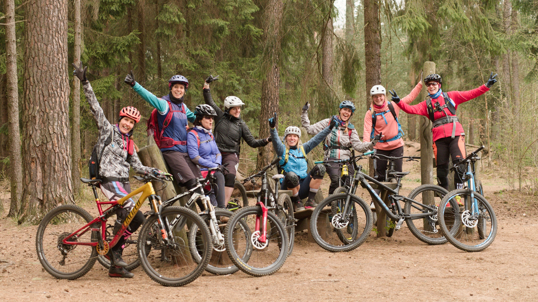 Mountain bikes for women and matching gear for the ladies ride – Great tips and nice bikes