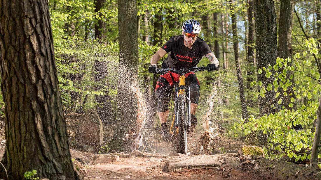 MTRX - How much dirt can a mountain bike bearing take?