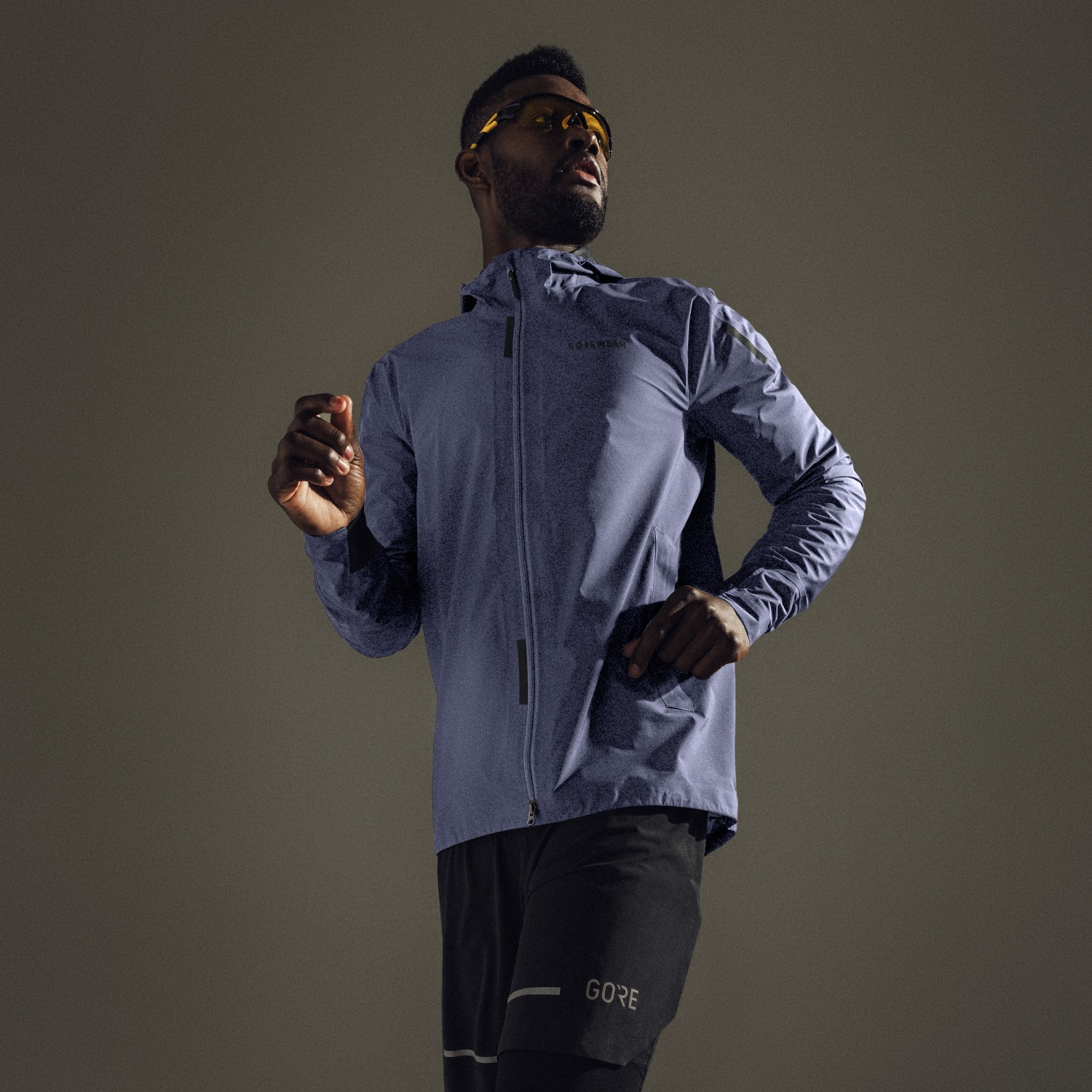 GOREWEAR Concurve GORE-TEX Jacket Men - amethyst grey DF00 | BIKE24
