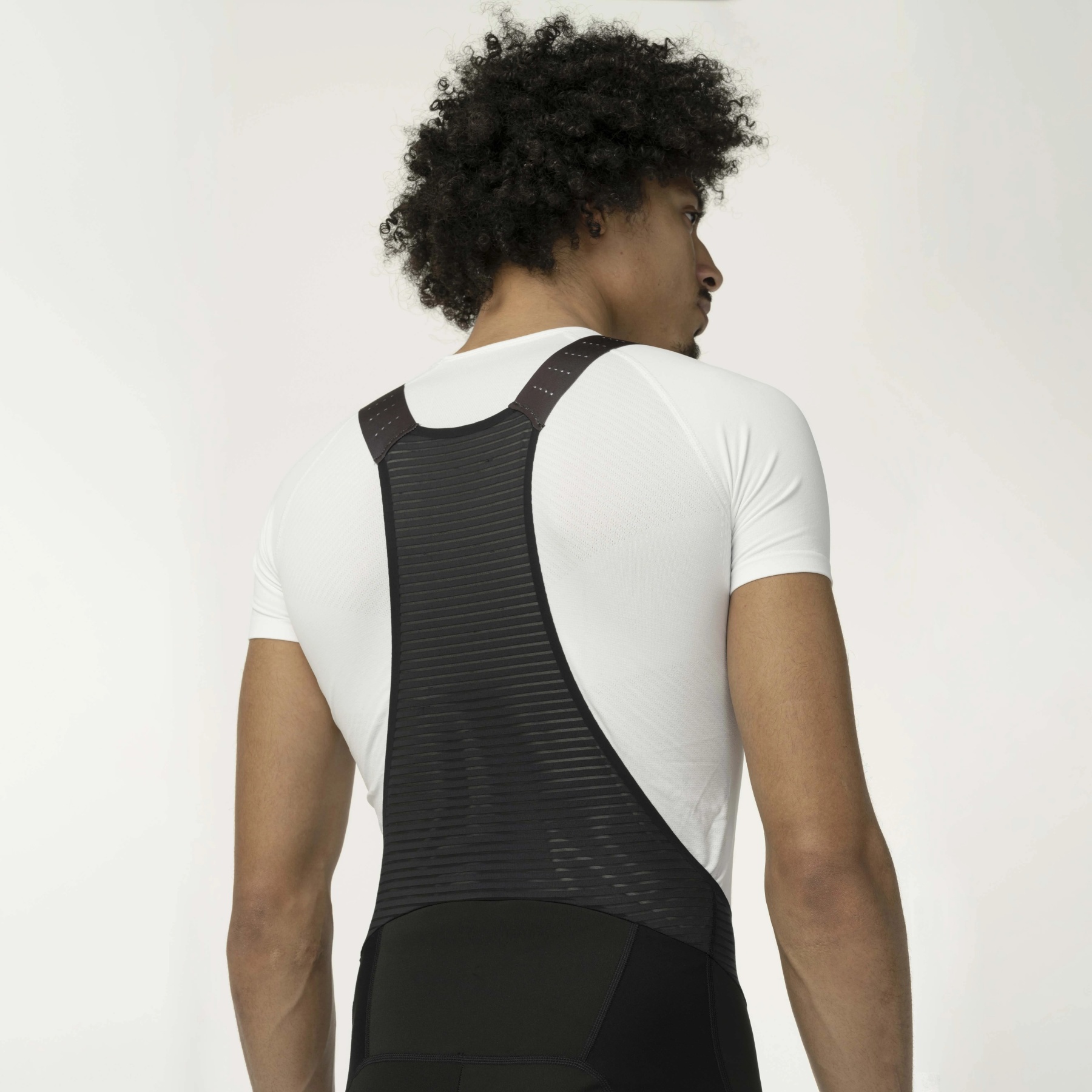 AGU Essential Performance Switch Bibtights Men - black | BIKE24