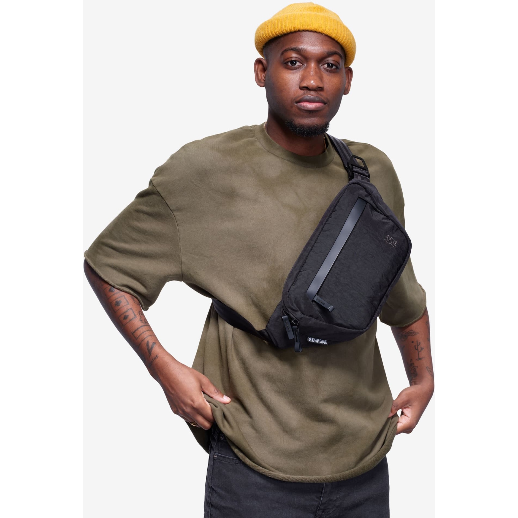 CHROME Sabin Sling Bag - 6L - Black | BIKE24