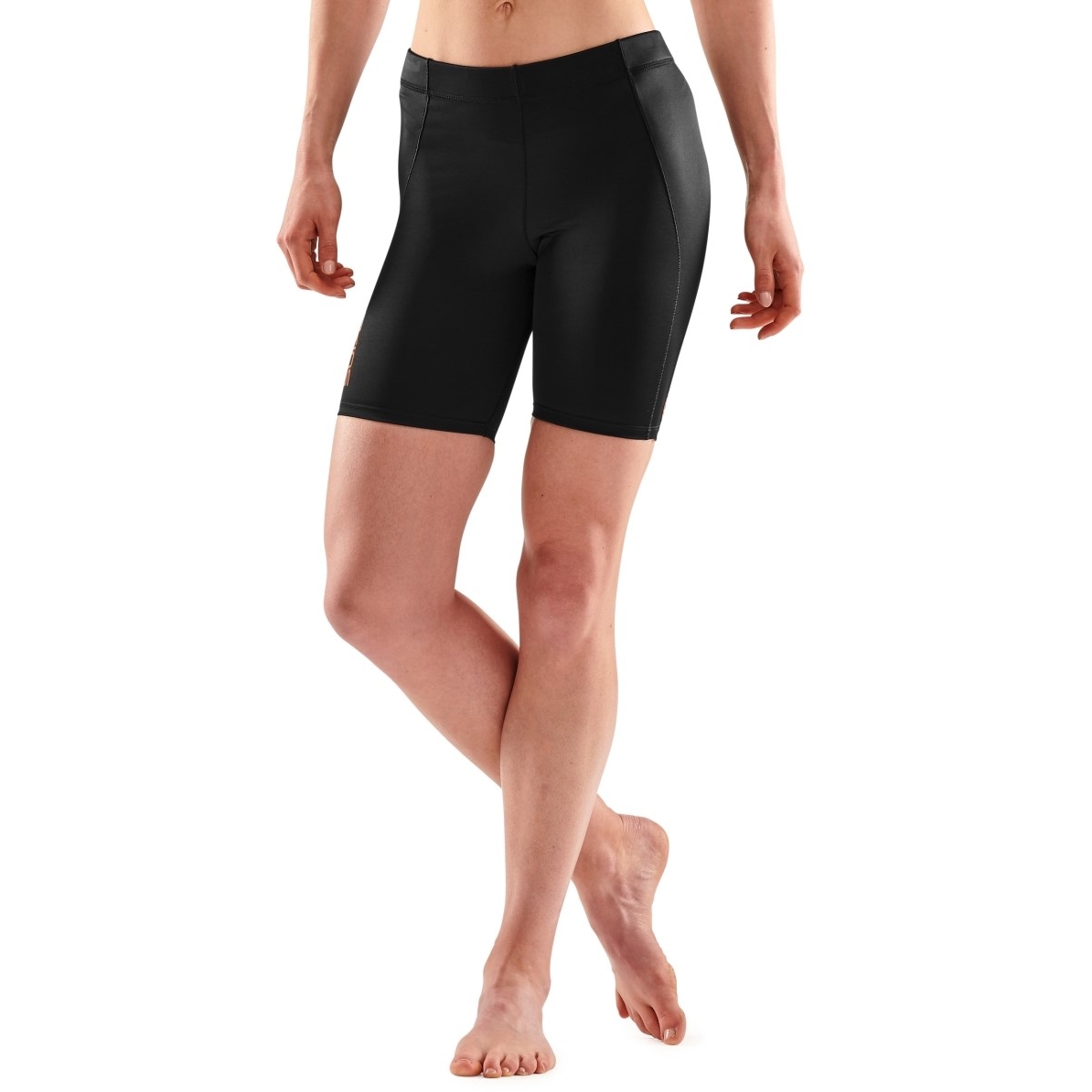 Produktbild von SKINS 5-Series Damen Power Shorts - Schwarz