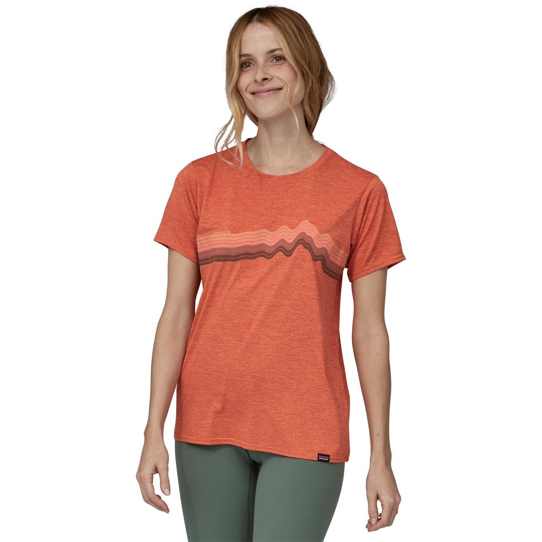 Produktbild von Patagonia Capilene Cool Daily Graphic Damen T-Shirt - Ridge Rise Stripe: Quartz Coral X-Dye