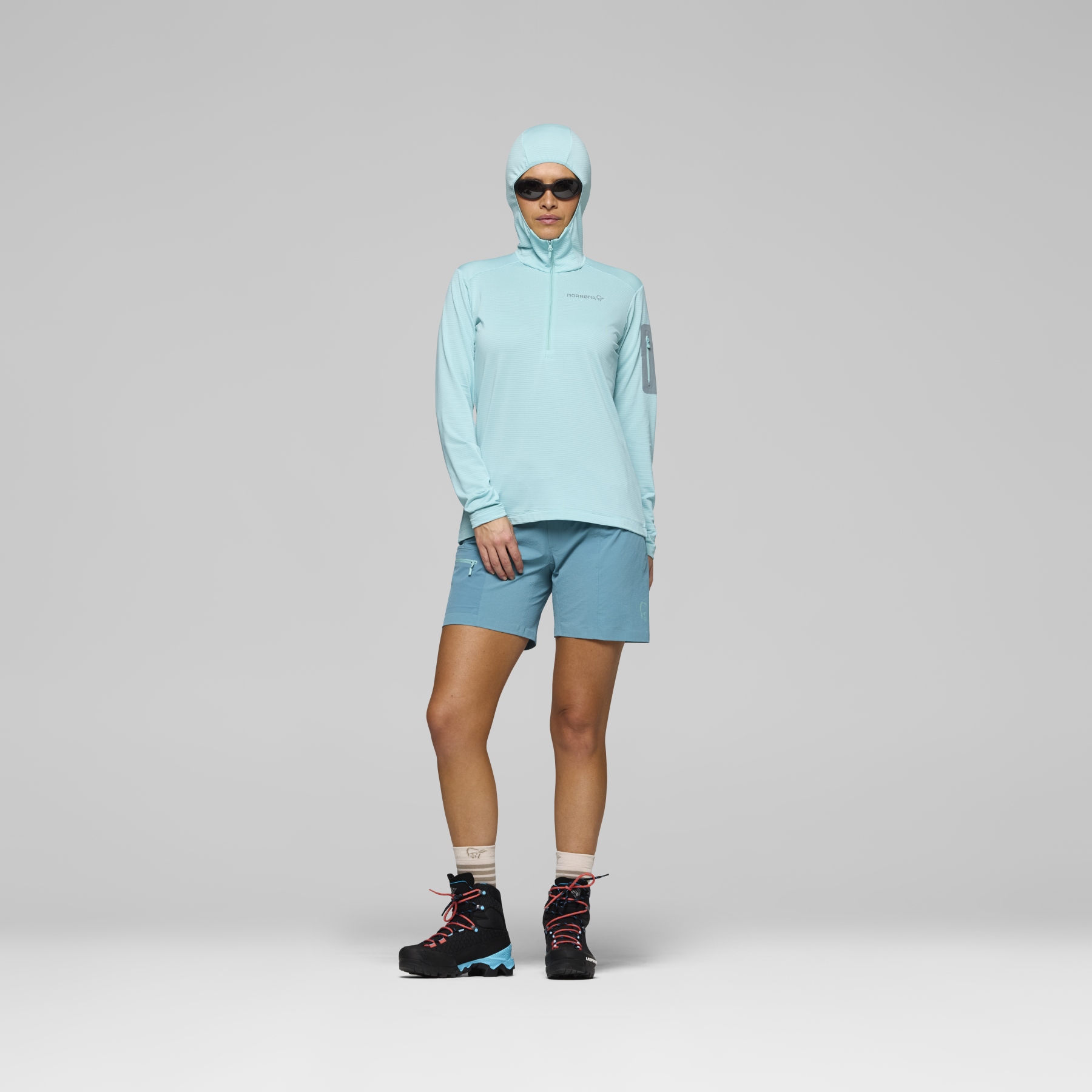 Norrona falketind warm1 Hood Trui Dames - Aqua Haze/Trooper | BIKE24