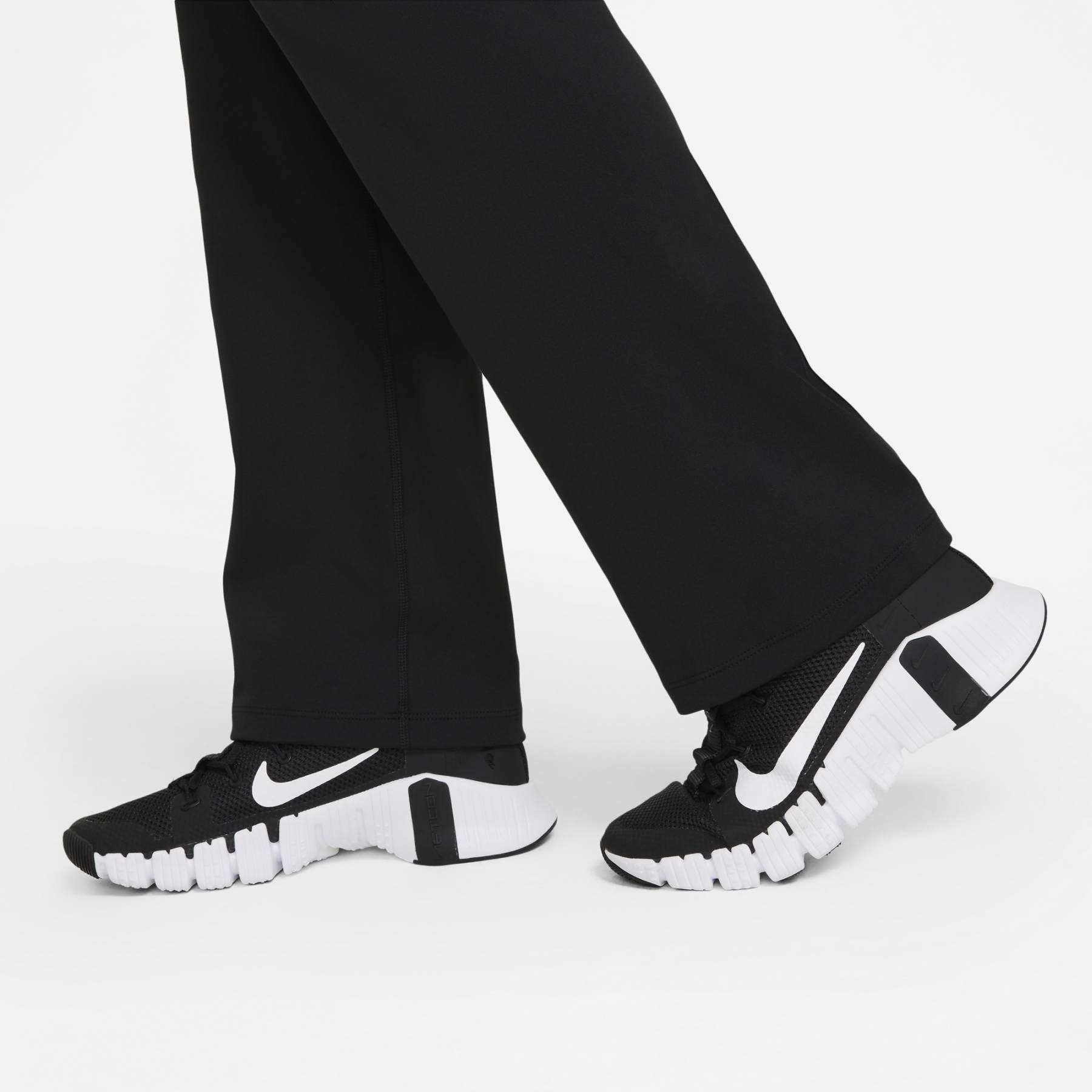Спортен панталон Power с Dri-Fit - Nike (DM1191-010)