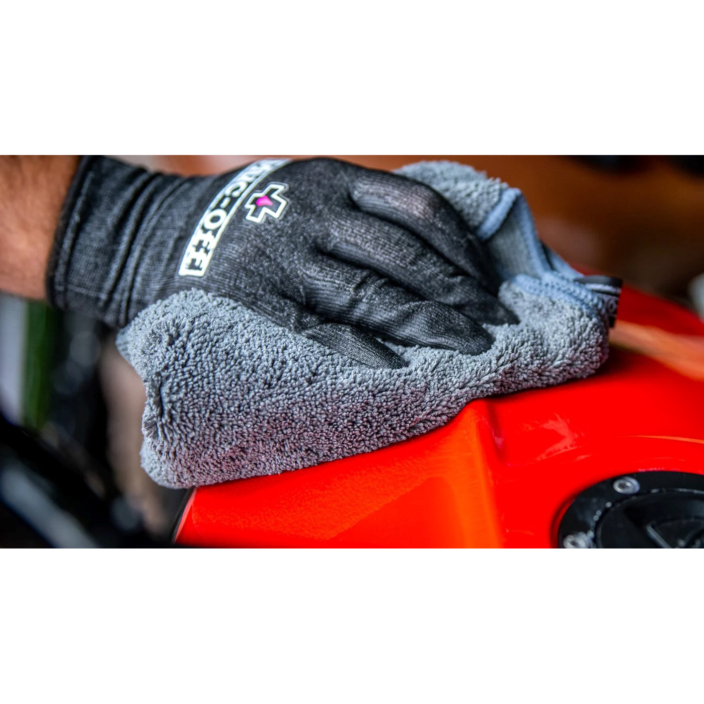 Picture of Muc-Off Microfibre Polishing Cloth