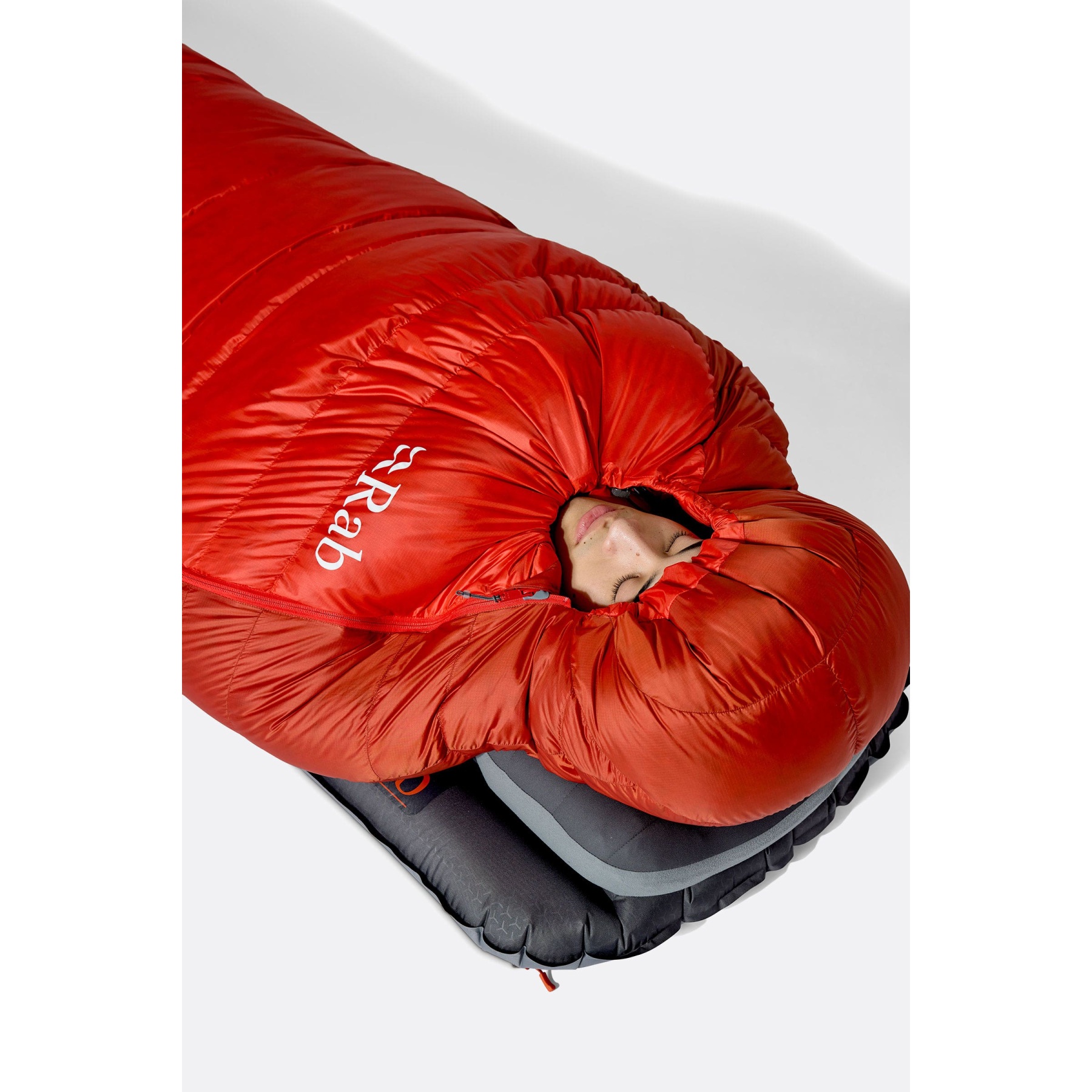 Rab Alpine -12C / 10F Daunen Schlafsack - Lang  Reiverschluss links   dark horizon/tuscan red | BIKE24 AT