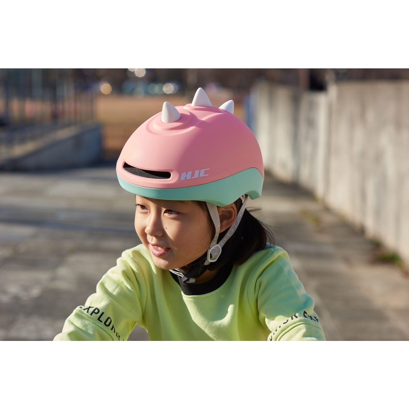 HJC Gleo Kids Helmet - matt grey pink | BIKE24