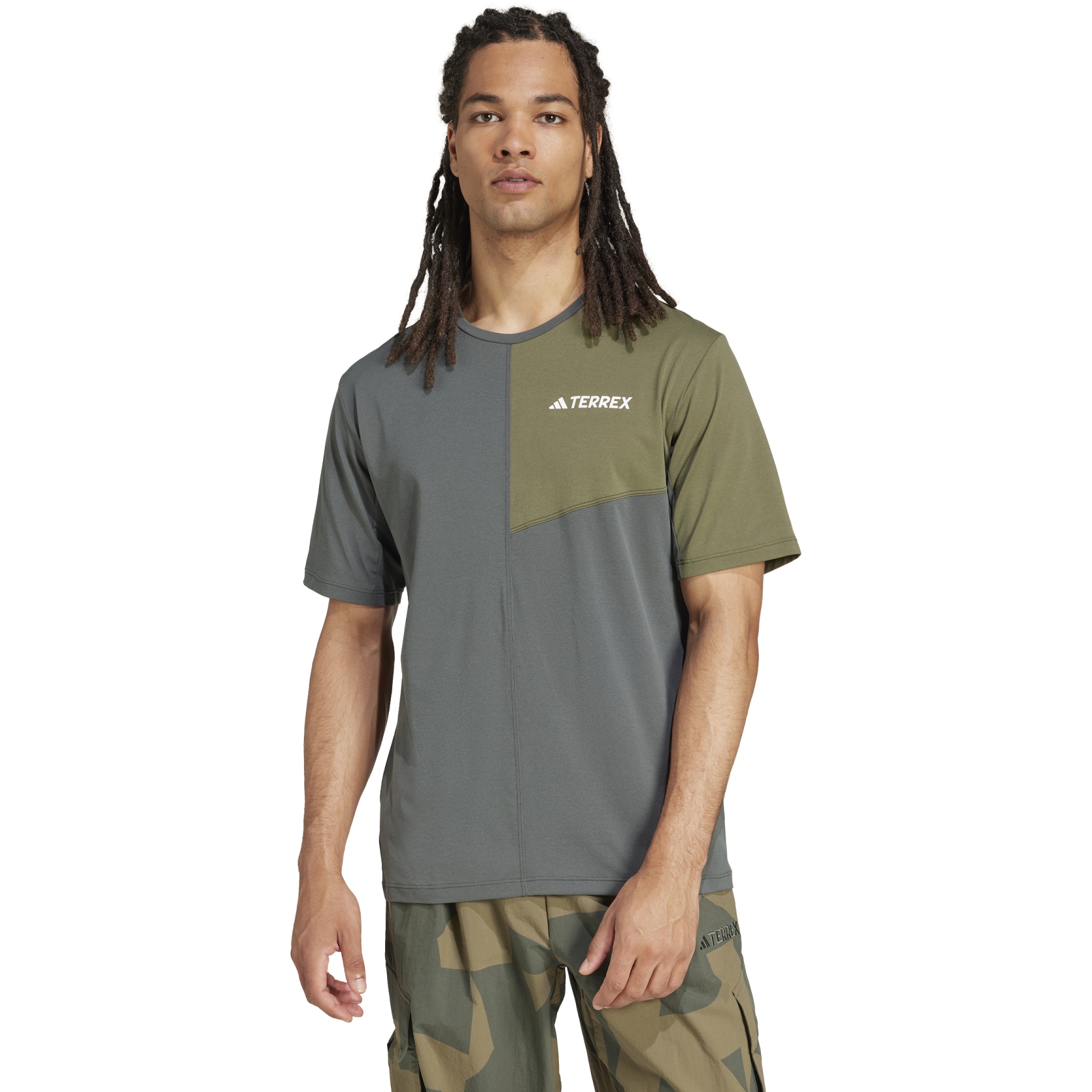 Produktbild von adidas TERREX Multi T-Shirt Herren - legend ivy JE0395
