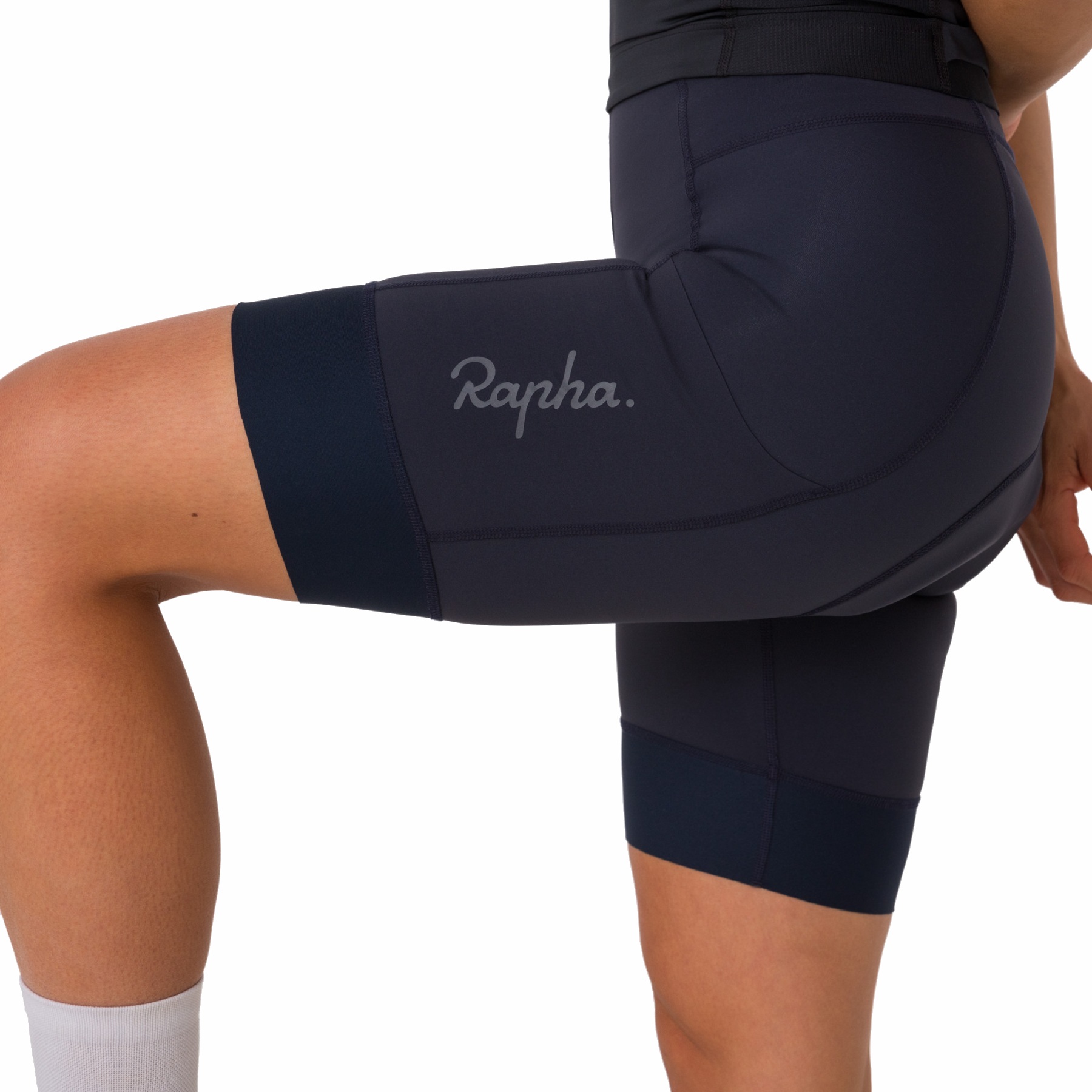 Rapha Regular Cargo Shorts Women - dark navy | BIKE24