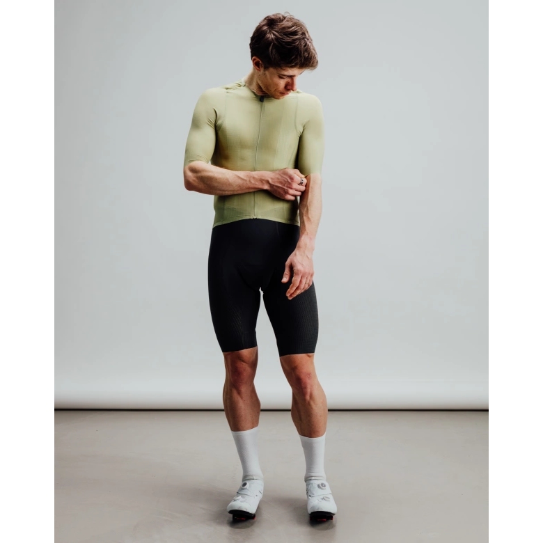 Isadore Echelon Ultralight Aero Jersey Men - Cedar | BIKE24