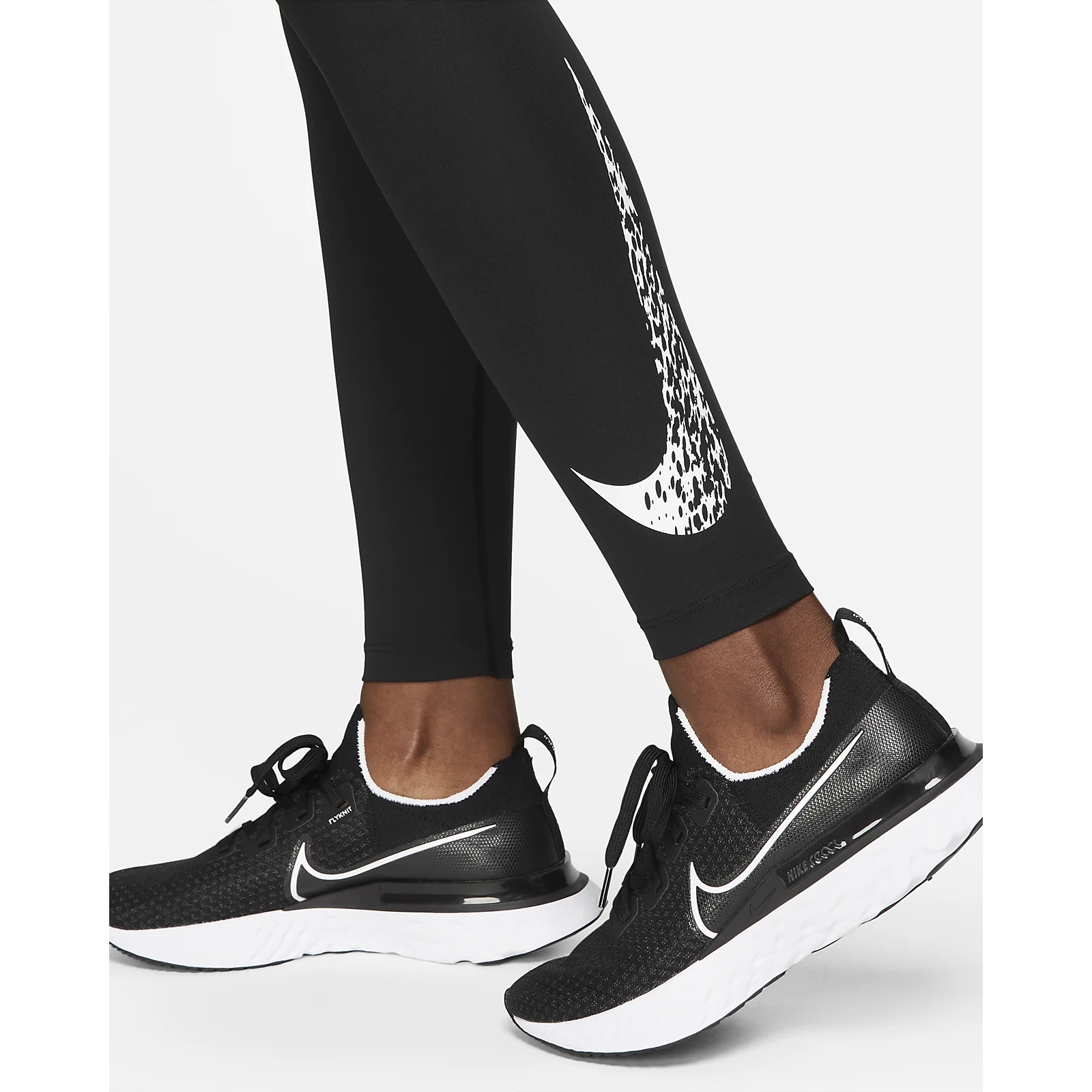 Leggings 7/8 Swoosh Run, Nike, Mujer, Particle Grey/Reflective Silver, XS :  : Ropa, Zapatos y Accesorios