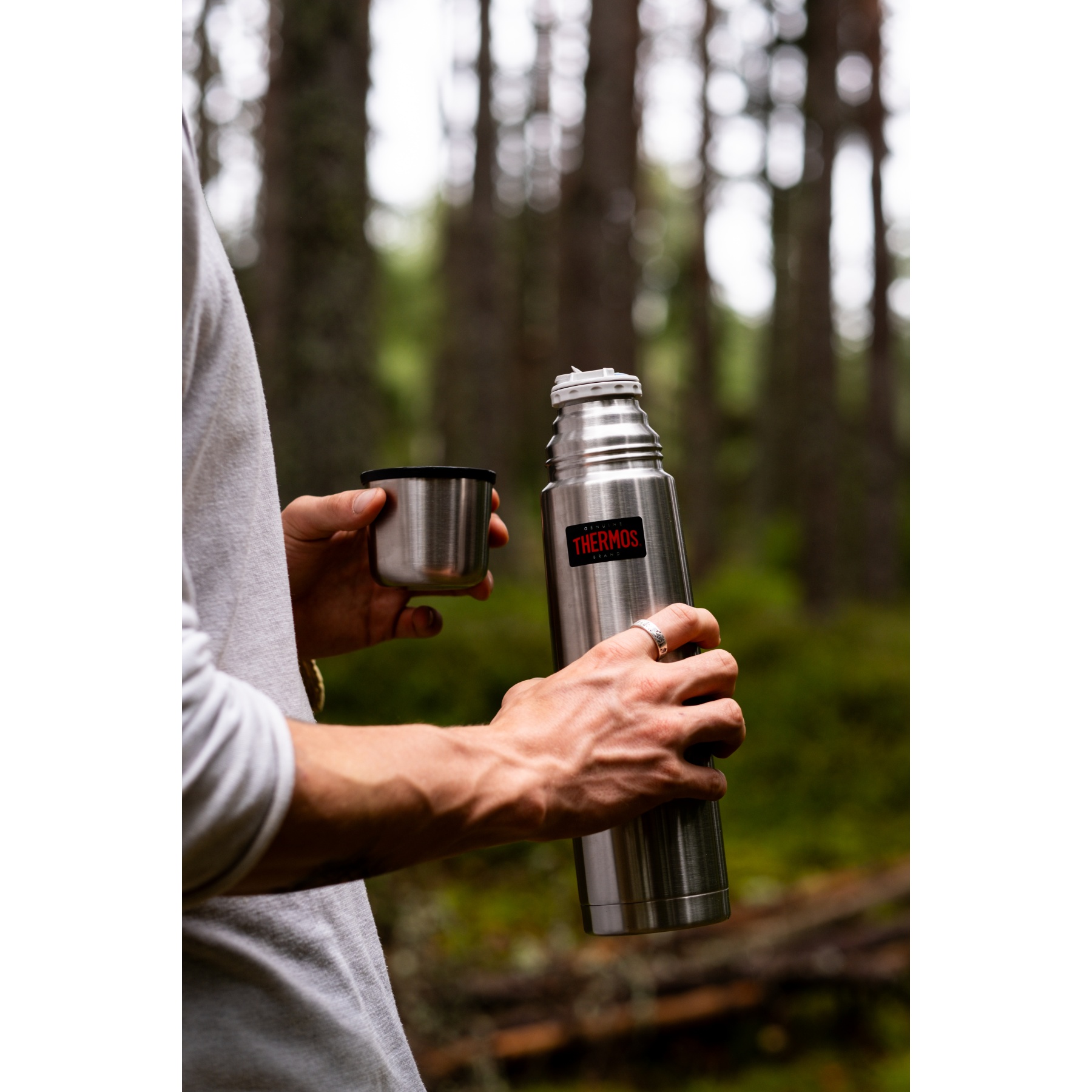 THERMOS® Light & Compact Thermosflasche 1.0L - stainless steel matt