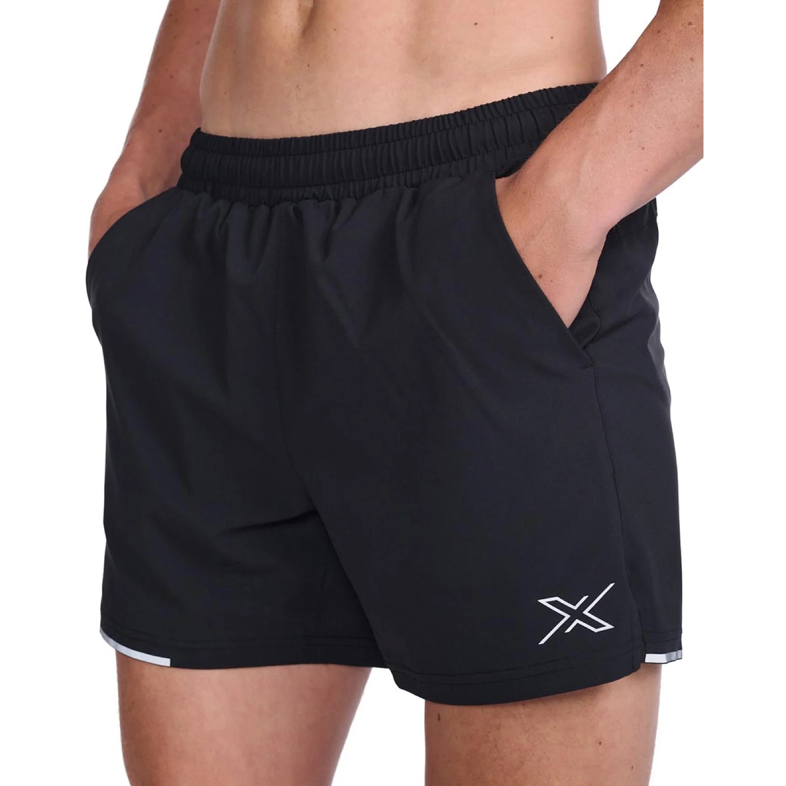 Picture of 2XU Aero 5&quot; Running Shorts - black/silver reflective