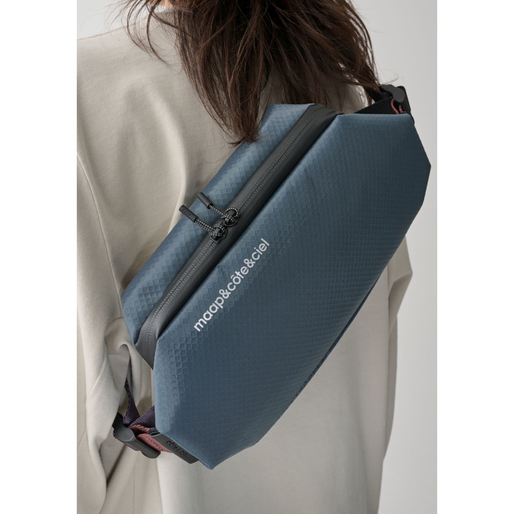 MAAP Cote & Ciel Sling Bag 2.4L - orion blue | BIKE24