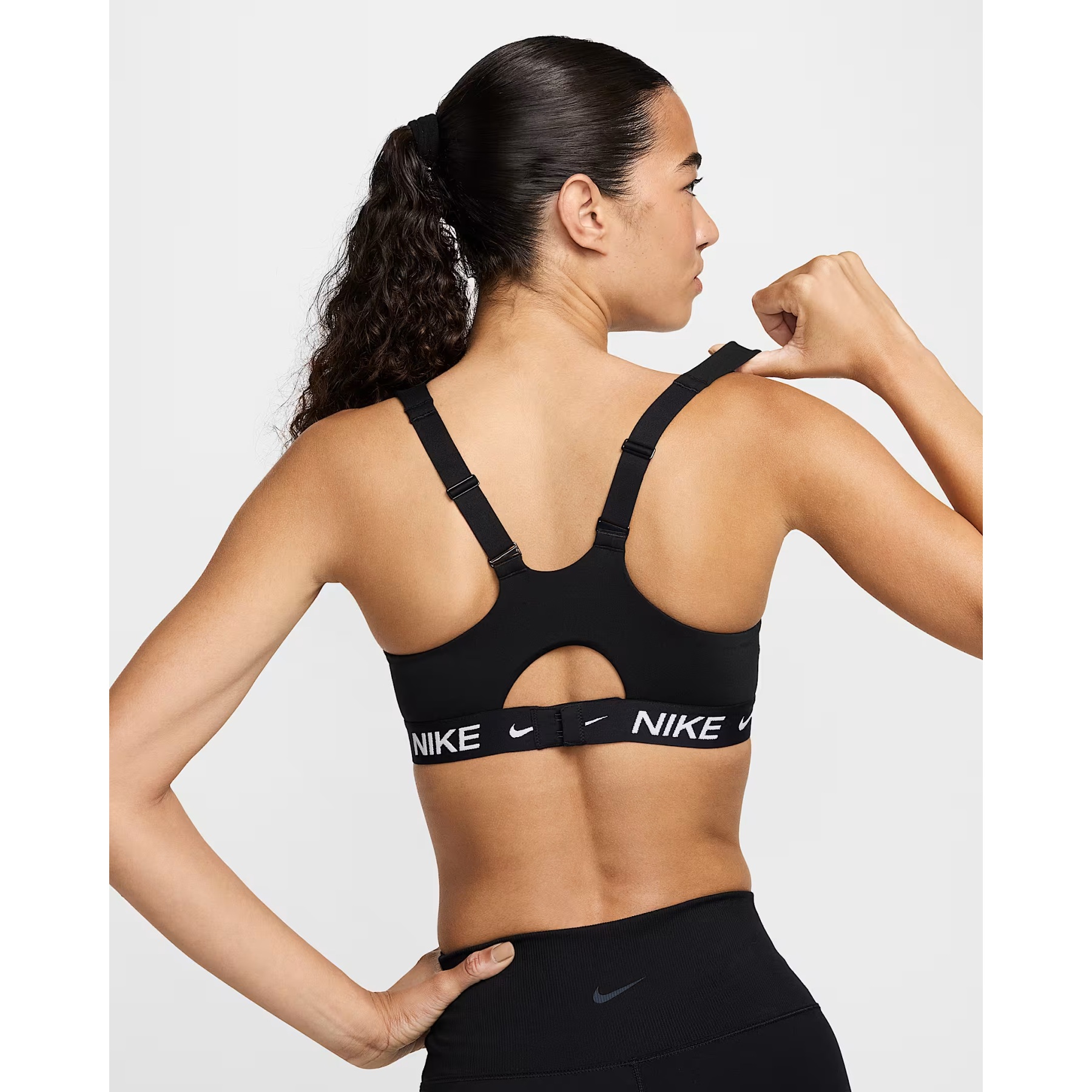 black nike indy sports bra