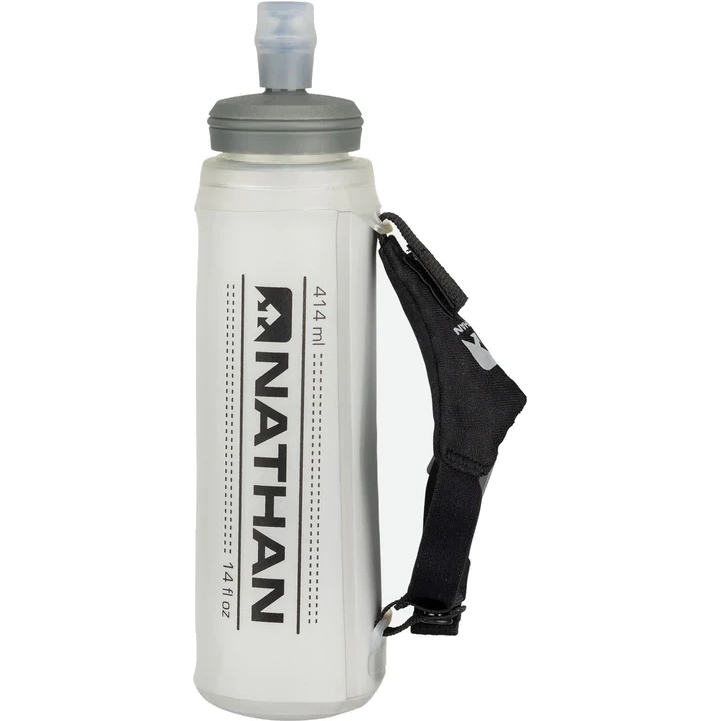 Produktbild von Nathan Sports ExoShot Lite 14 oz / 414 ml Handheld Trinkflasche - black / reflective silver