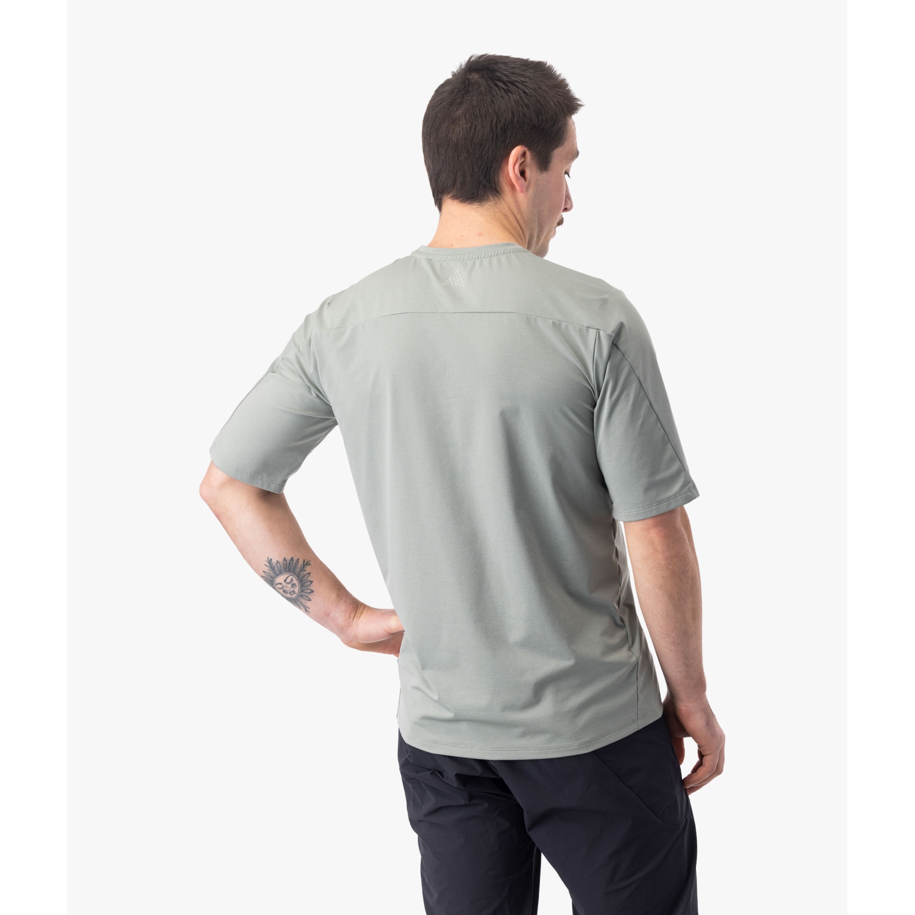 7mesh Atlas Short Sleeve Shirt Men - Shadow | BIKE24