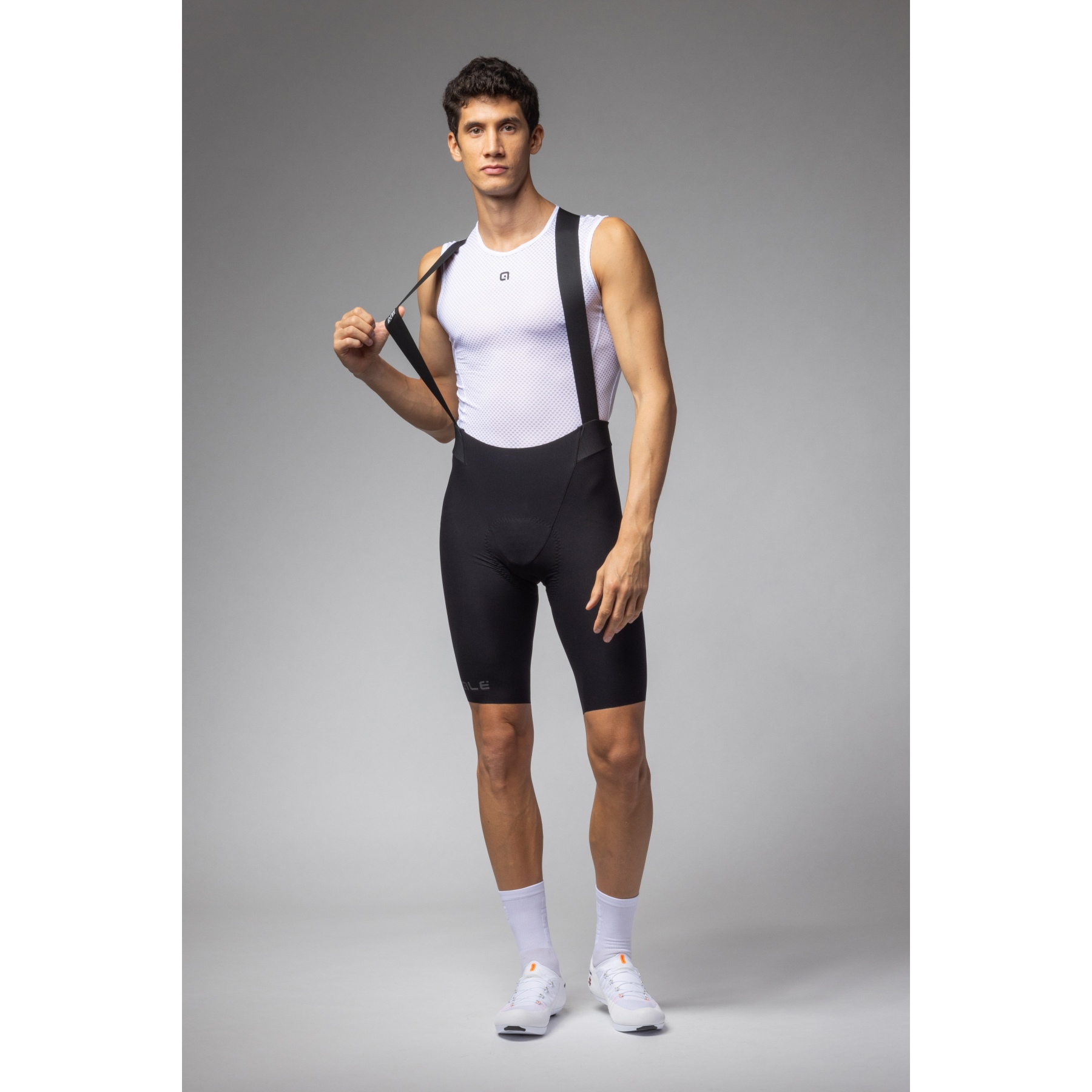 Ale R EV-1 Speed Fondo ビブショーツ Alé R-EV1 Speedfondo Light Bib Shorts Men - black | BIKE24
