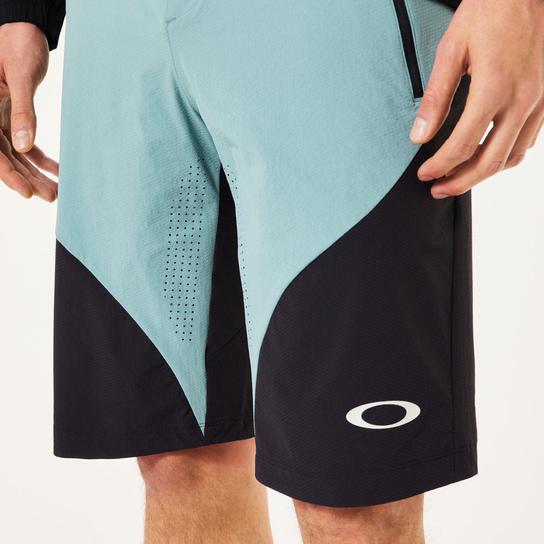 oakley-seeker-2-1524563.jpg