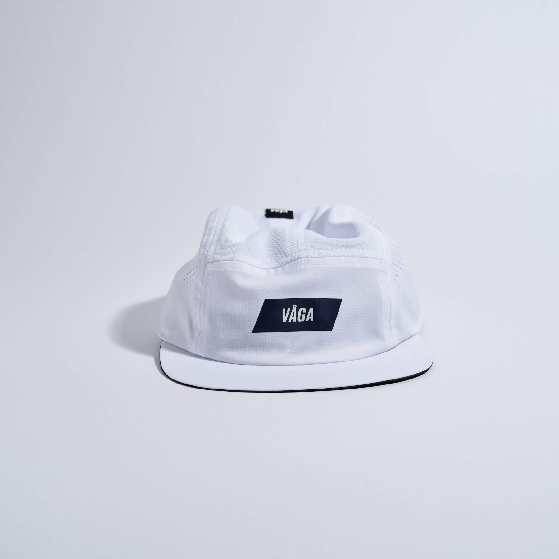 VÅGA Feather Racing Cap - White | BIKE24